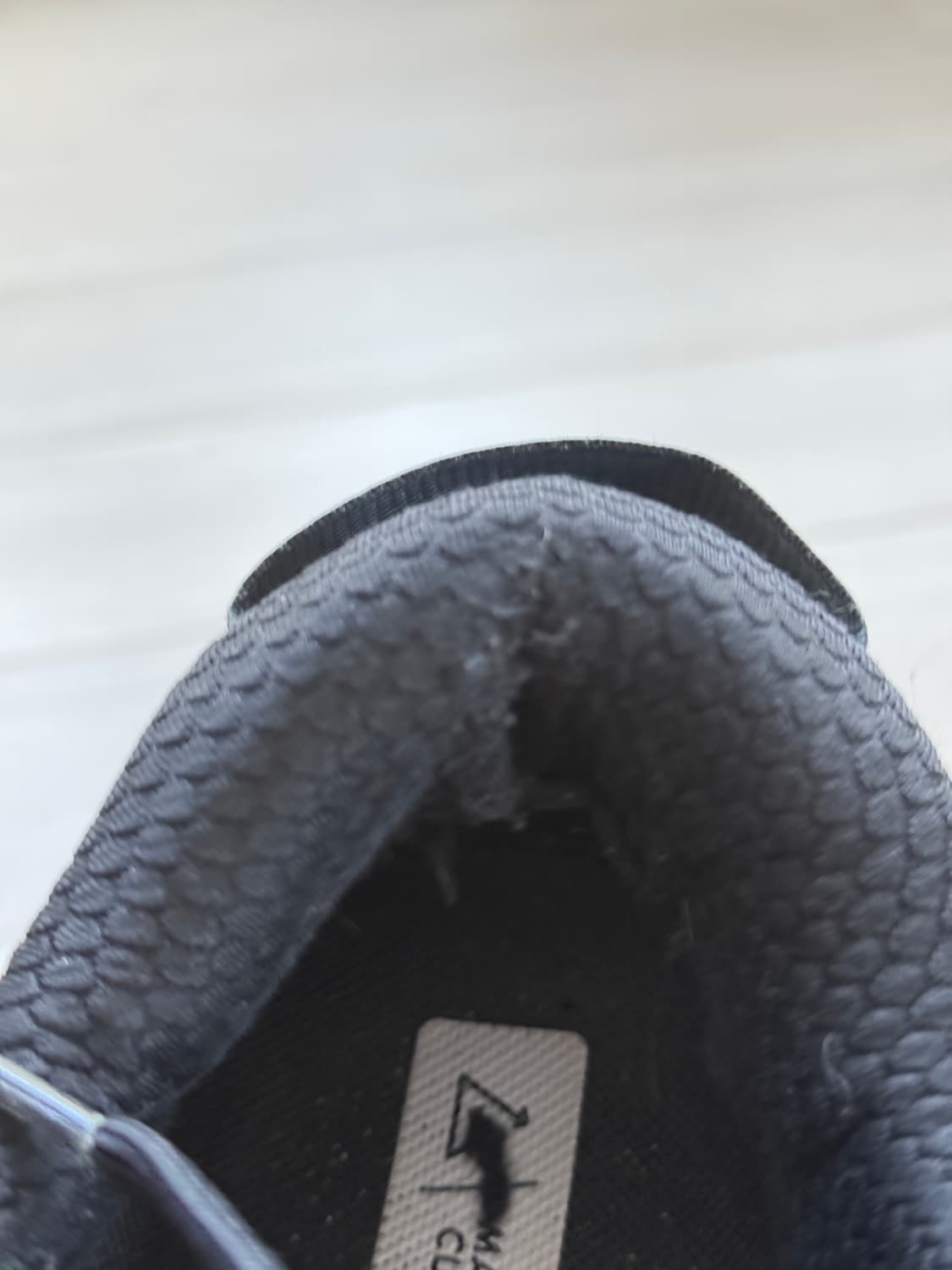 호카 본디 SR / 270 / 블랙 / 1110520-BBLC 상품이미지9