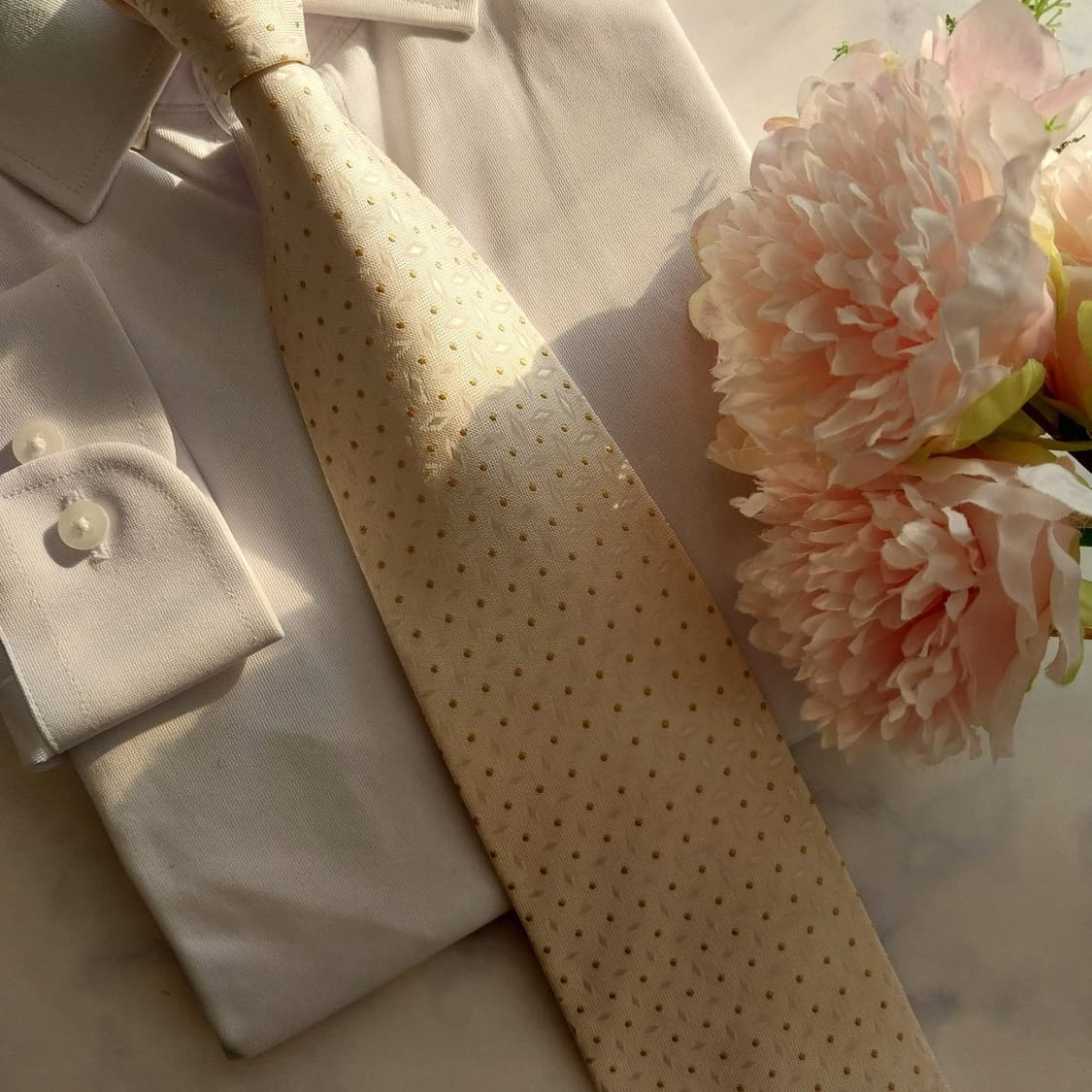 아쿠아스큐텀 실크 자수 로고 넥타이 9.5cm A+등급 K1319
 상품이미지8