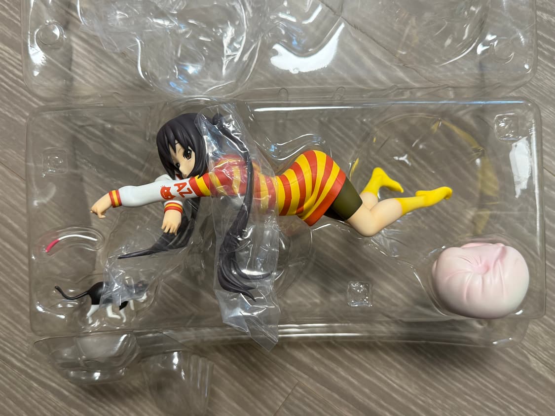 케이온 맥스팩토리 나카노 아즈사 1/7 사복 피규어 상품이미지2