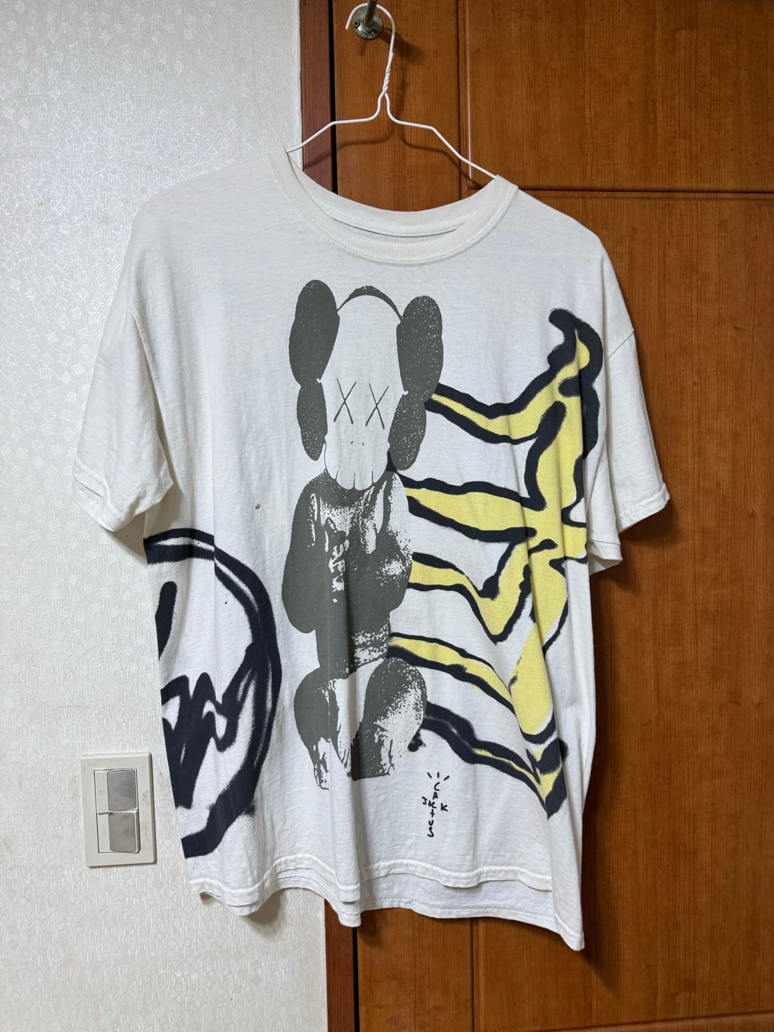 트래비스 스캇x카우스x프라그먼트 반팔 티셔츠 상품이미지3