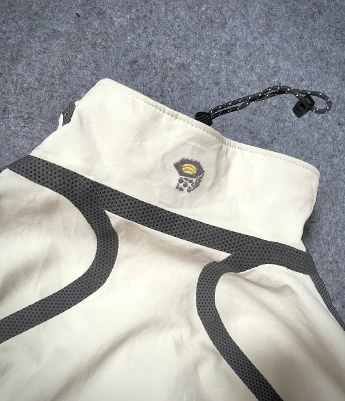 2000’s Mountain hardwear conduit jacket 상품이미지5