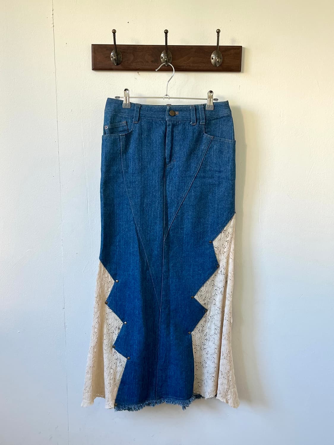 Pink Papillon 데님 프릴 롱 스커트 상품이미지1