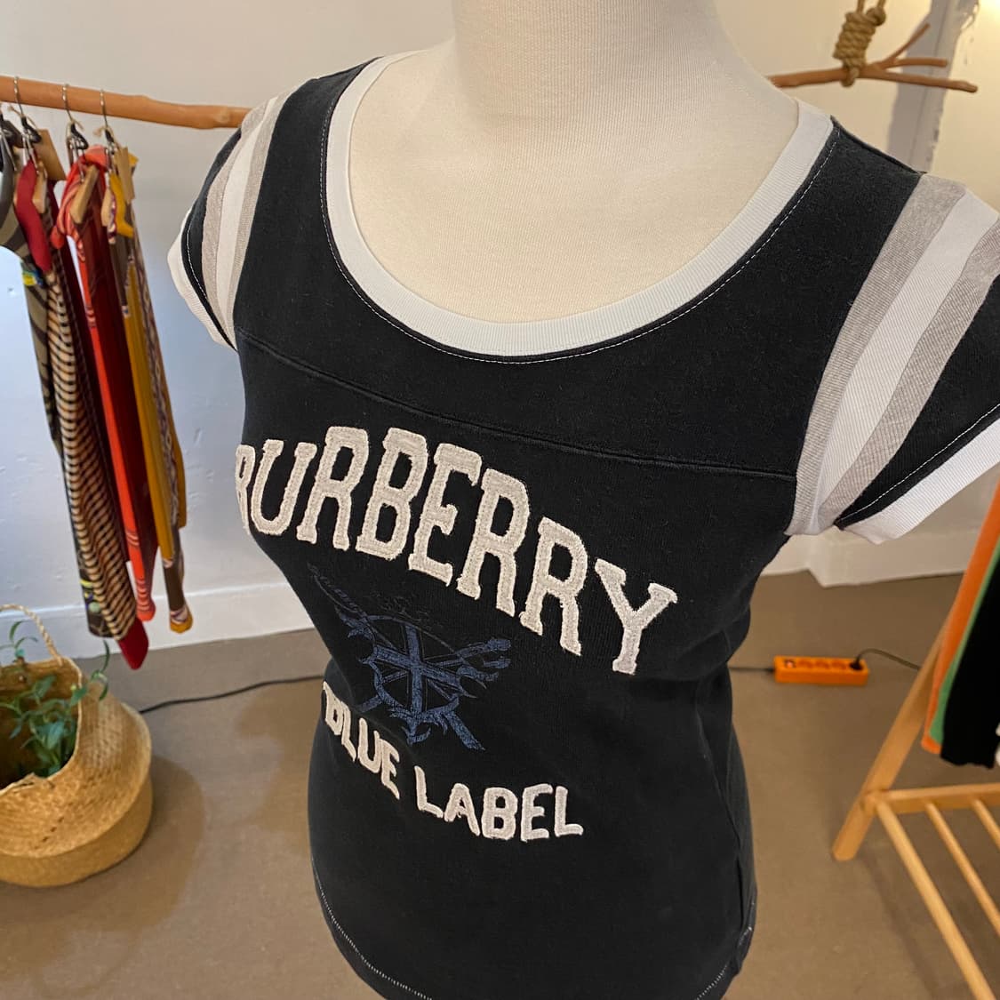 버버리 반팔 티셔츠 상품이미지4