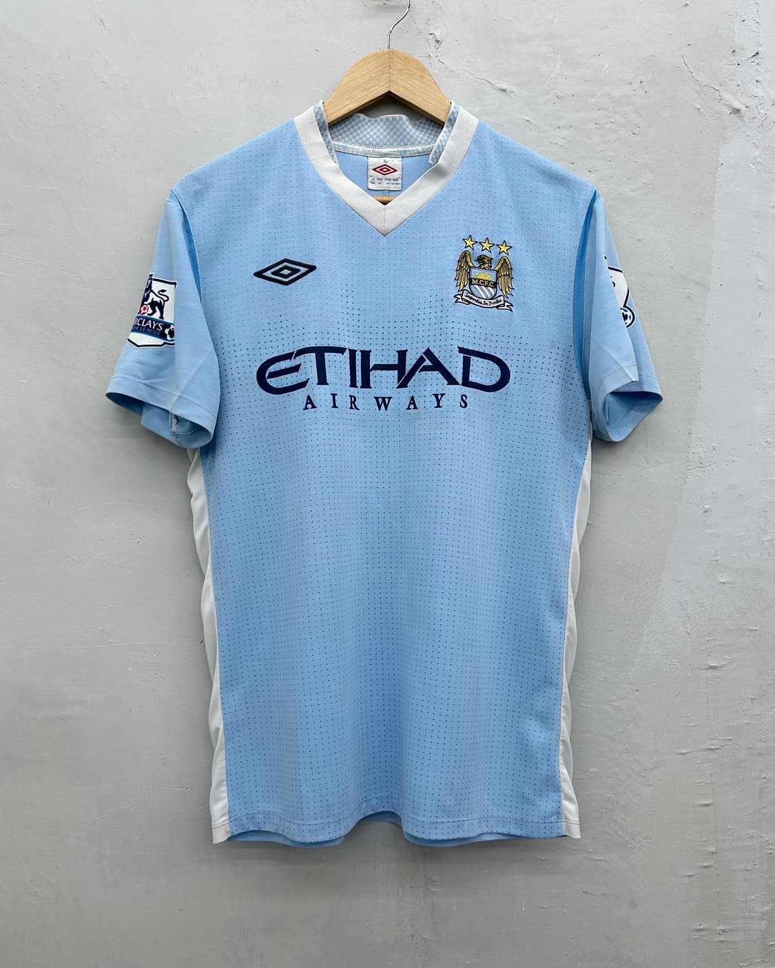  엄브로 11-12 맨체스터 시티 홈 리그킷마리오 발로텔리 상품이미지5