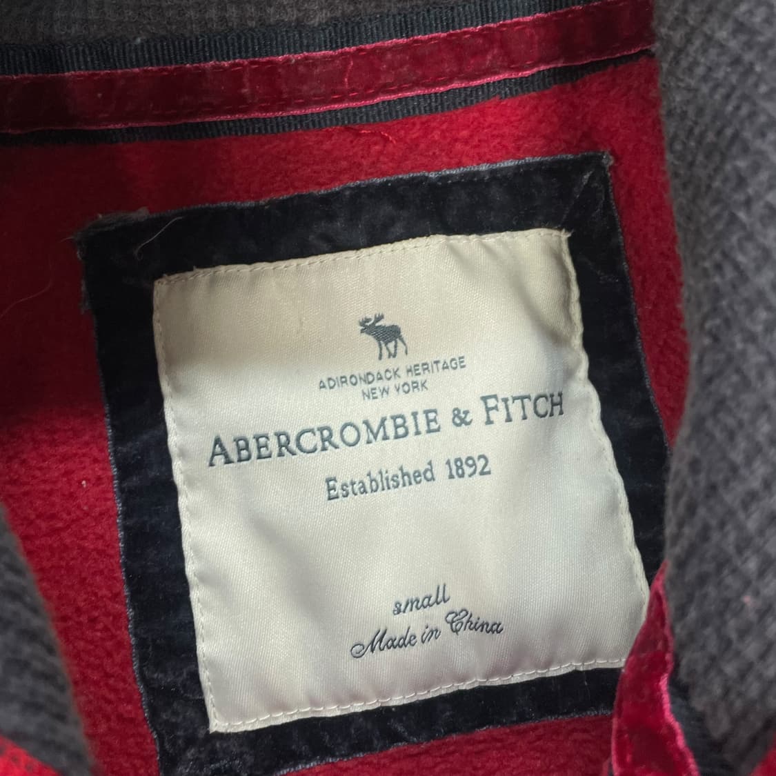 아베크롬비 스펠 로고 후드집업 레드 상품이미지4