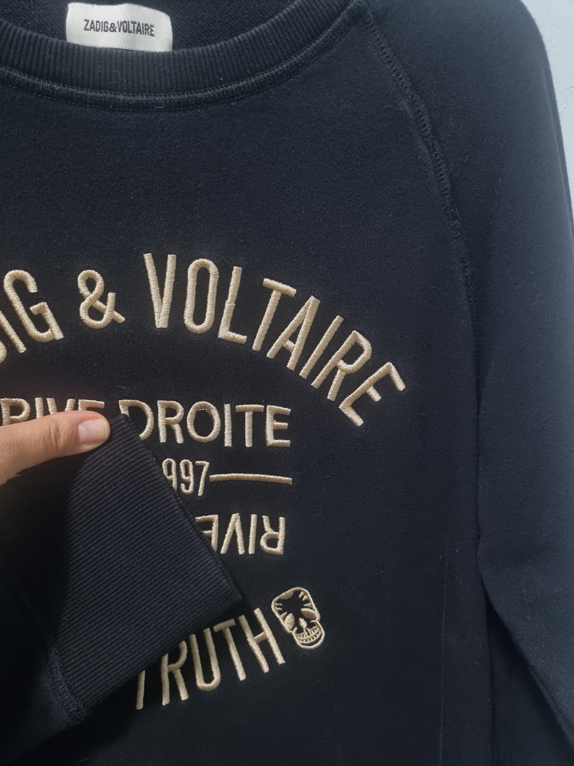 자딕앤볼테르 블랙 맨투맨 티셔츠 M 상품이미지4