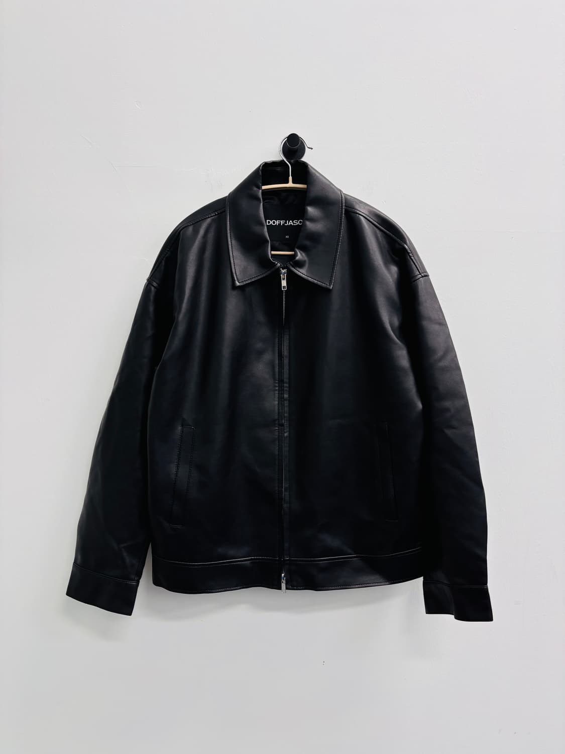 도프제이슨(DOFFJASON) 오버핏 비건 레더 자켓 상품이미지1