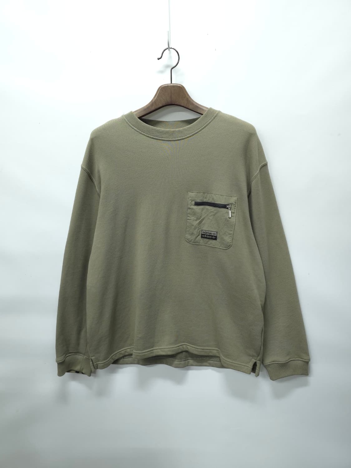 아디다스 남성 오리지널스 포켓 디테일 맨투맨 상품이미지1