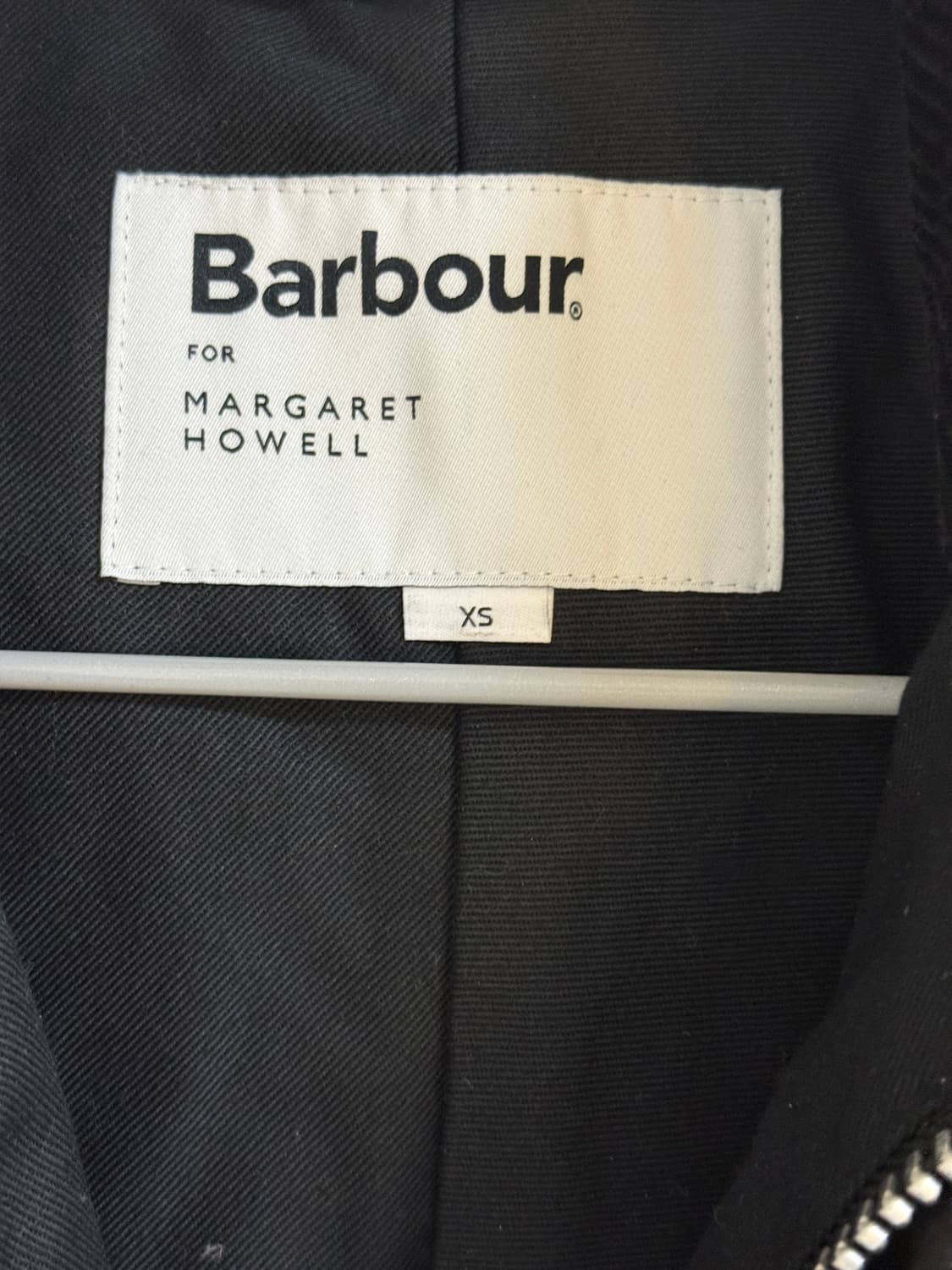 바버 x 마가렛호웰 스탠드 칼라 왁스 자켓(블랙 / xs) 상품이미지2