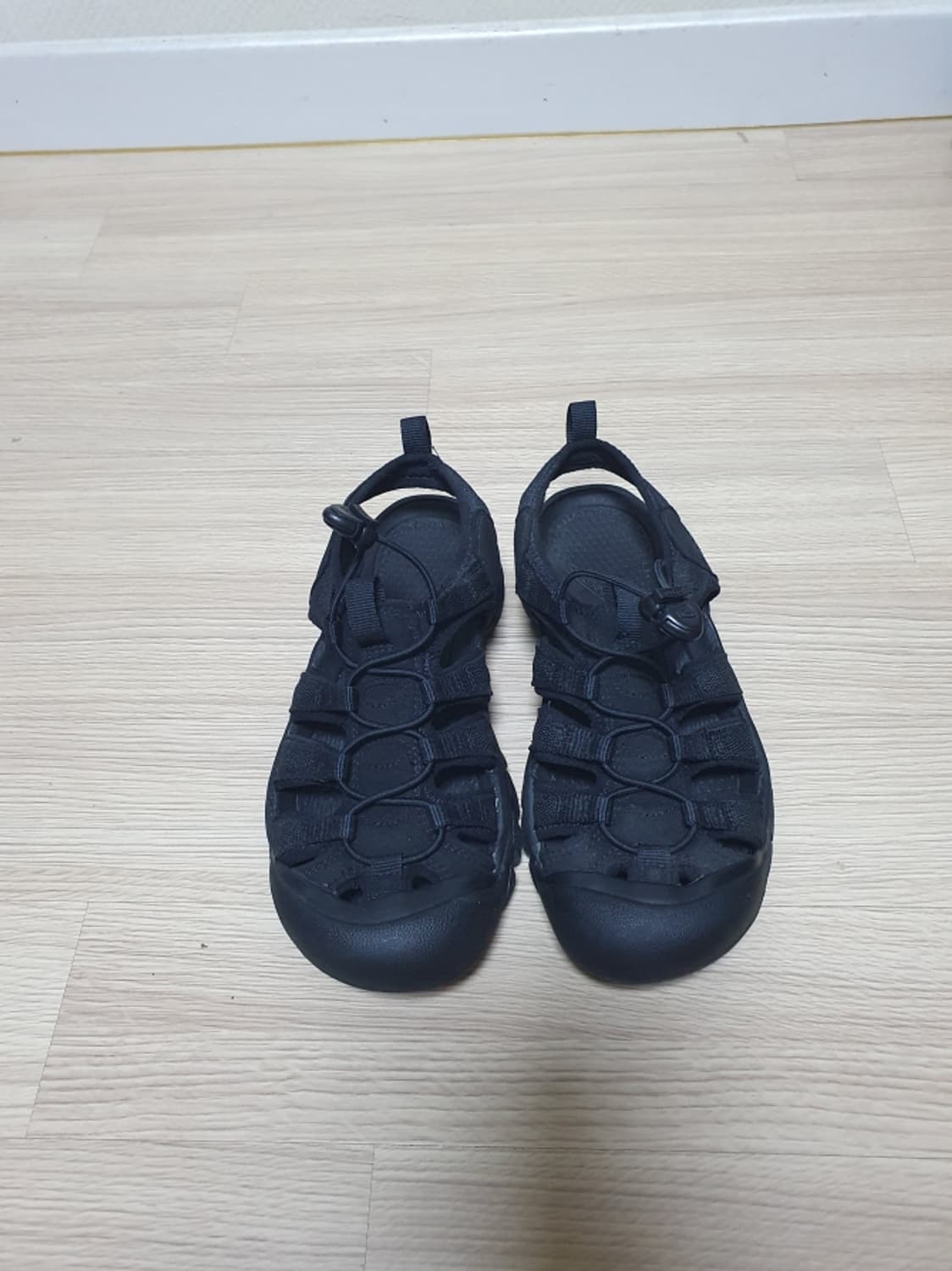 킨 뉴포트 H2 블랙 샌들 245 상품이미지3