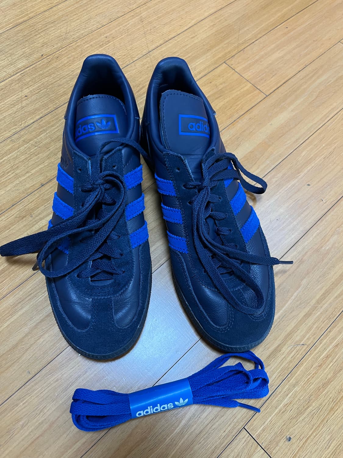 아디다스 스페지알 245(텅 긴 버전) 상품이미지1