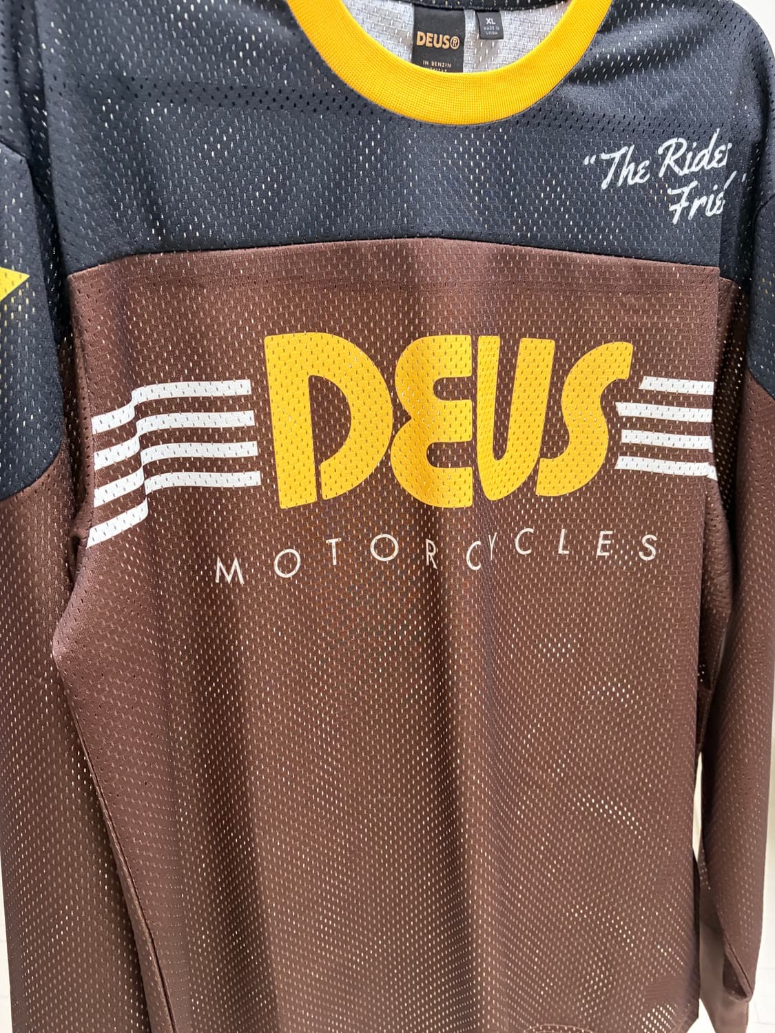 Deus 판타스마 롱슬리브 브라운 xl size 상품이미지2