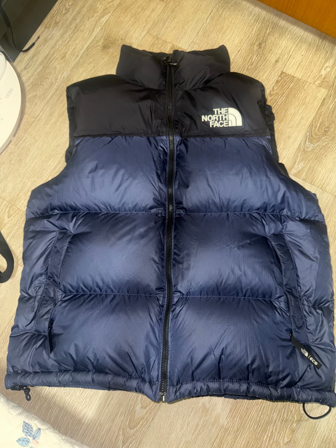 노스페이스 패딩 조끼 상품이미지1