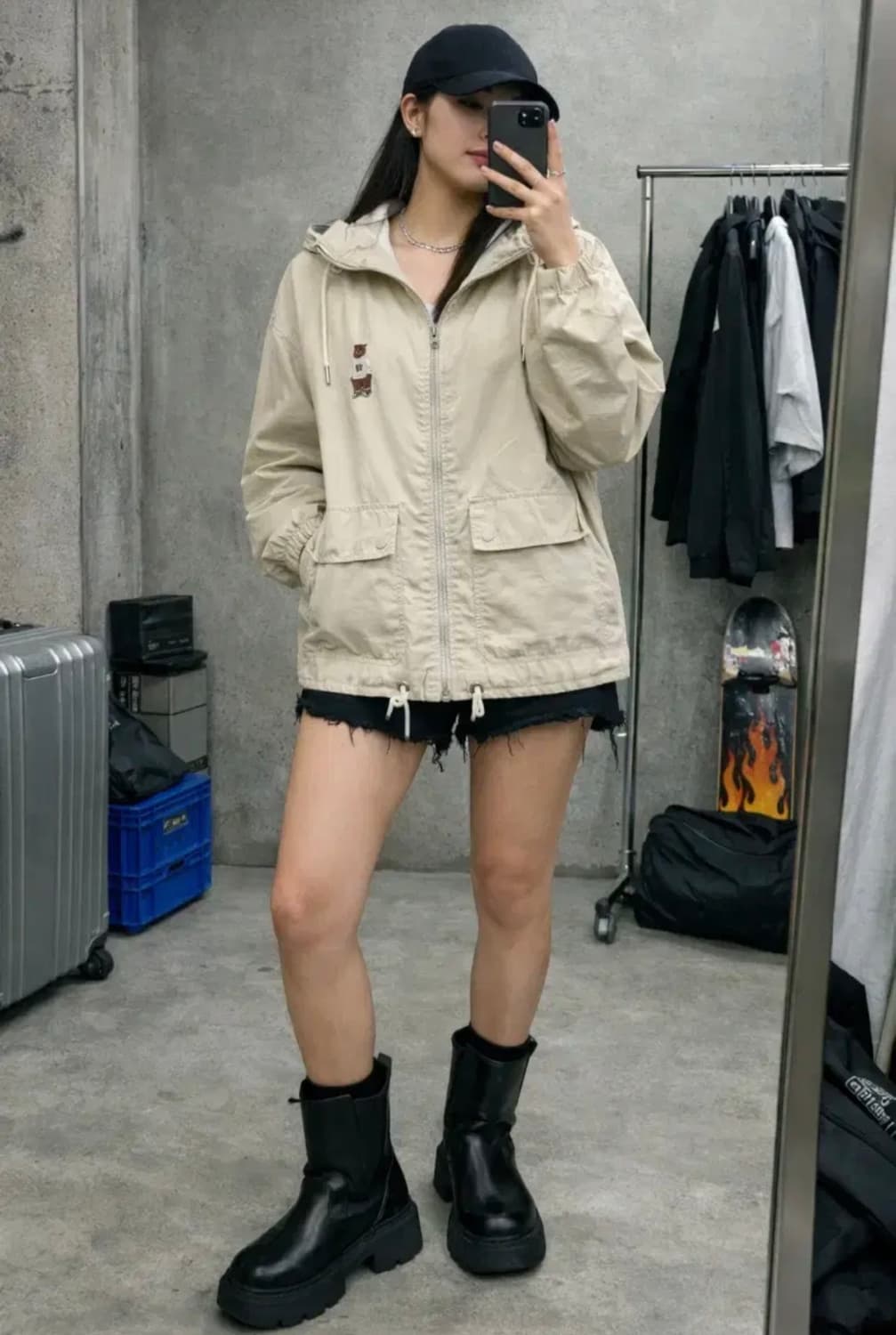 후아유 WHO.A.U 베이지 후드 바람막이 데일리 윈드브레이커 상품이미지1