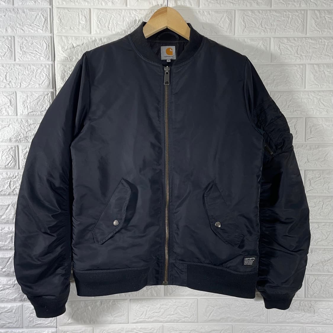 칼하트 MA-1 봄버 자켓 상품이미지1