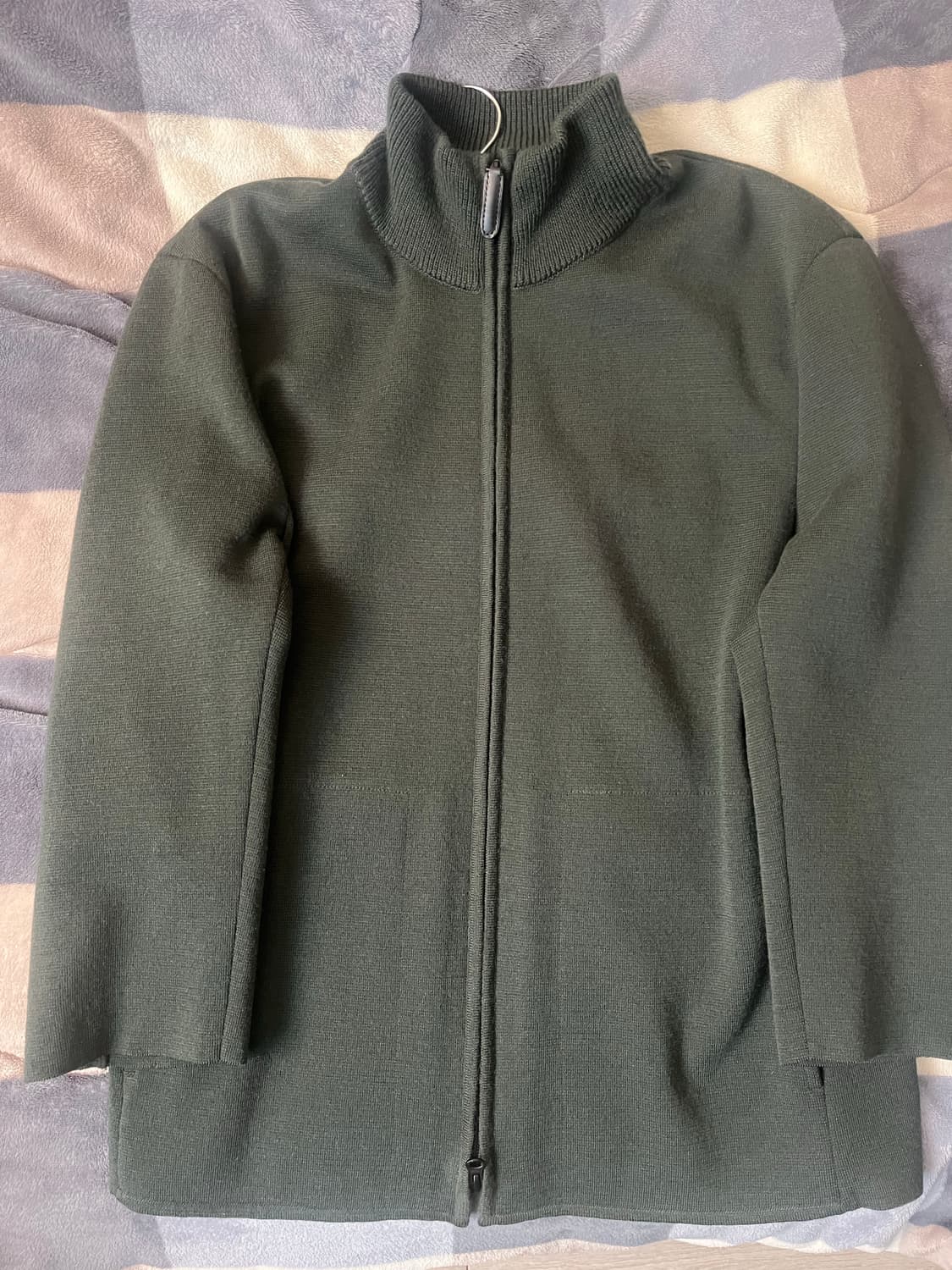 이세이미야케 니트집업 상품이미지1