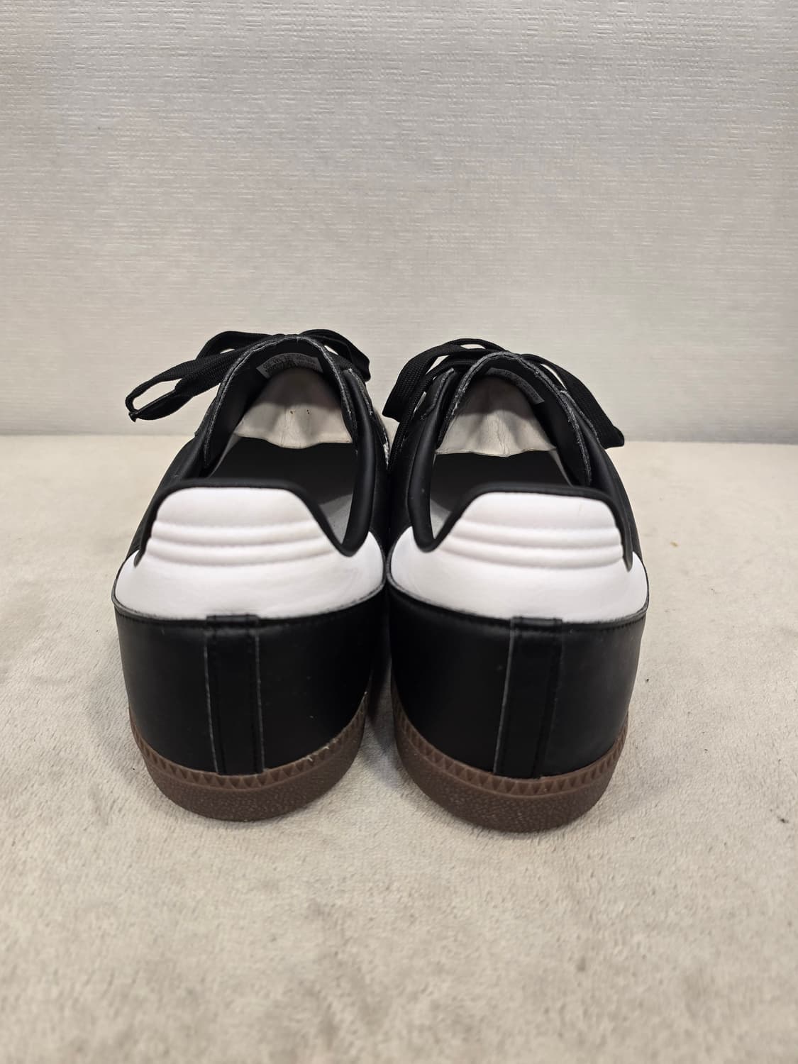 거의새거) 아디다스 삼바 OG 비건 스니커즈 블랙 300 상품이미지4