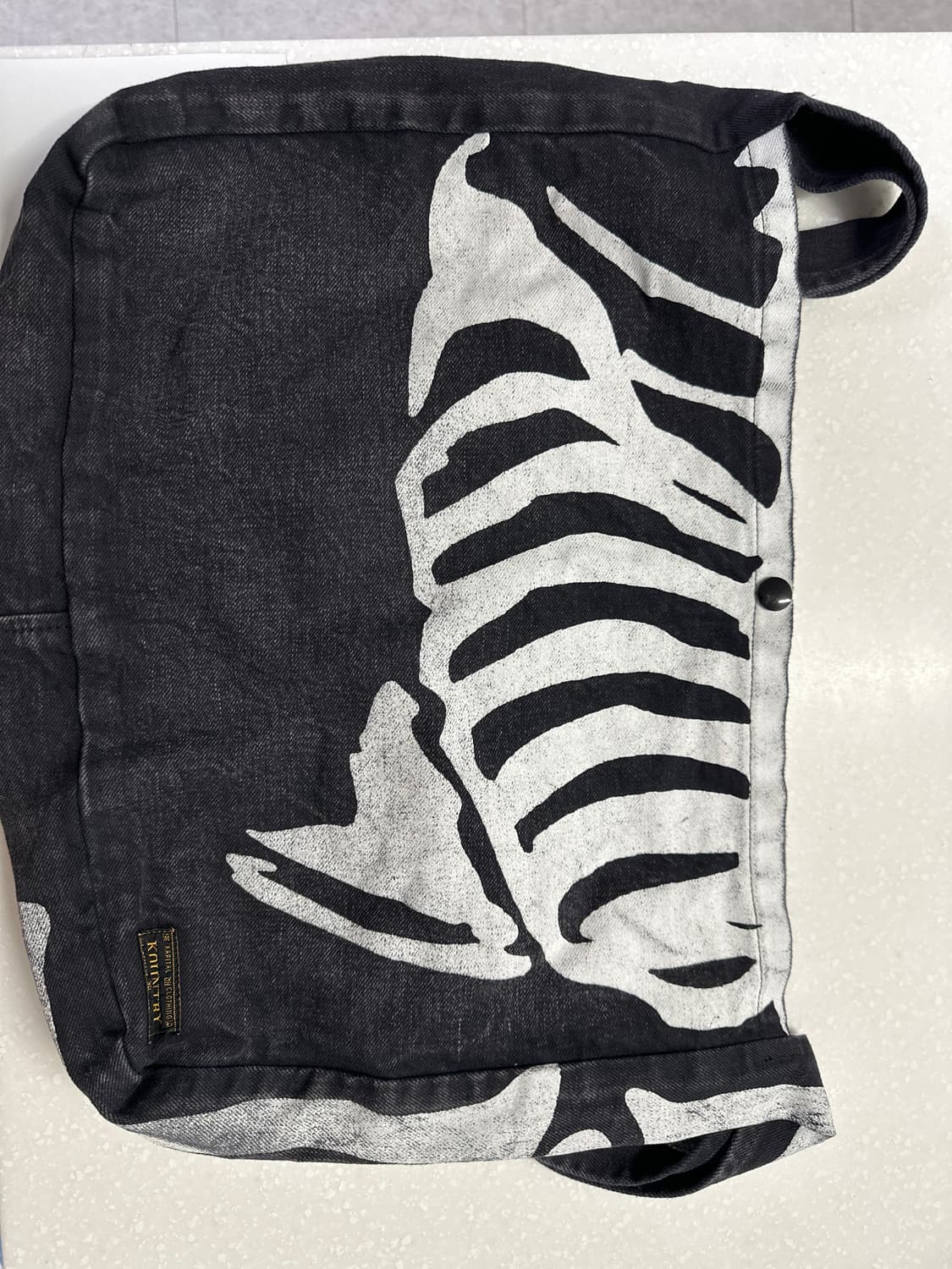 캐피탈 본 북백 상품이미지1