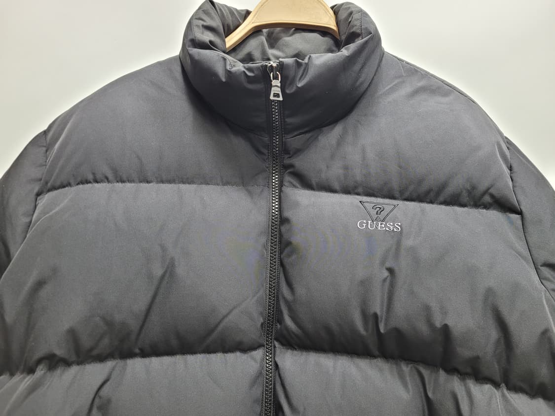 GUESS 20FW 게스 다운 숏 패딩 / 여 M (165-88A) 블랙 상품이미지3