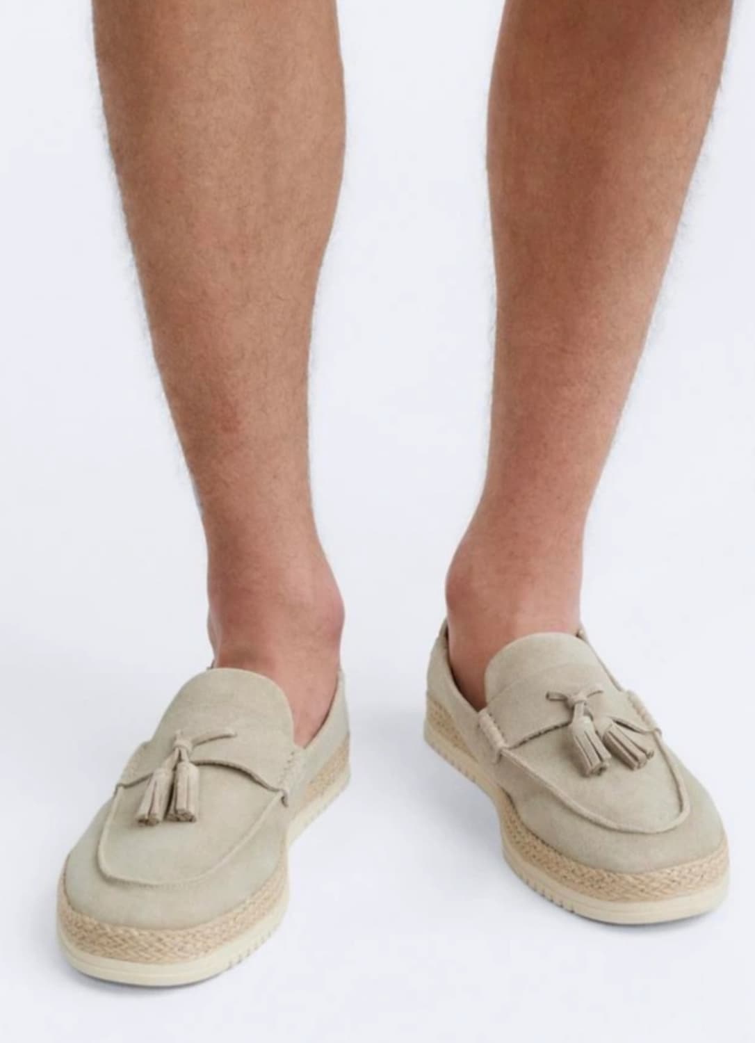 자라(ZARA) 스웨이드 태슬 로퍼(275mm)

 상품이미지1