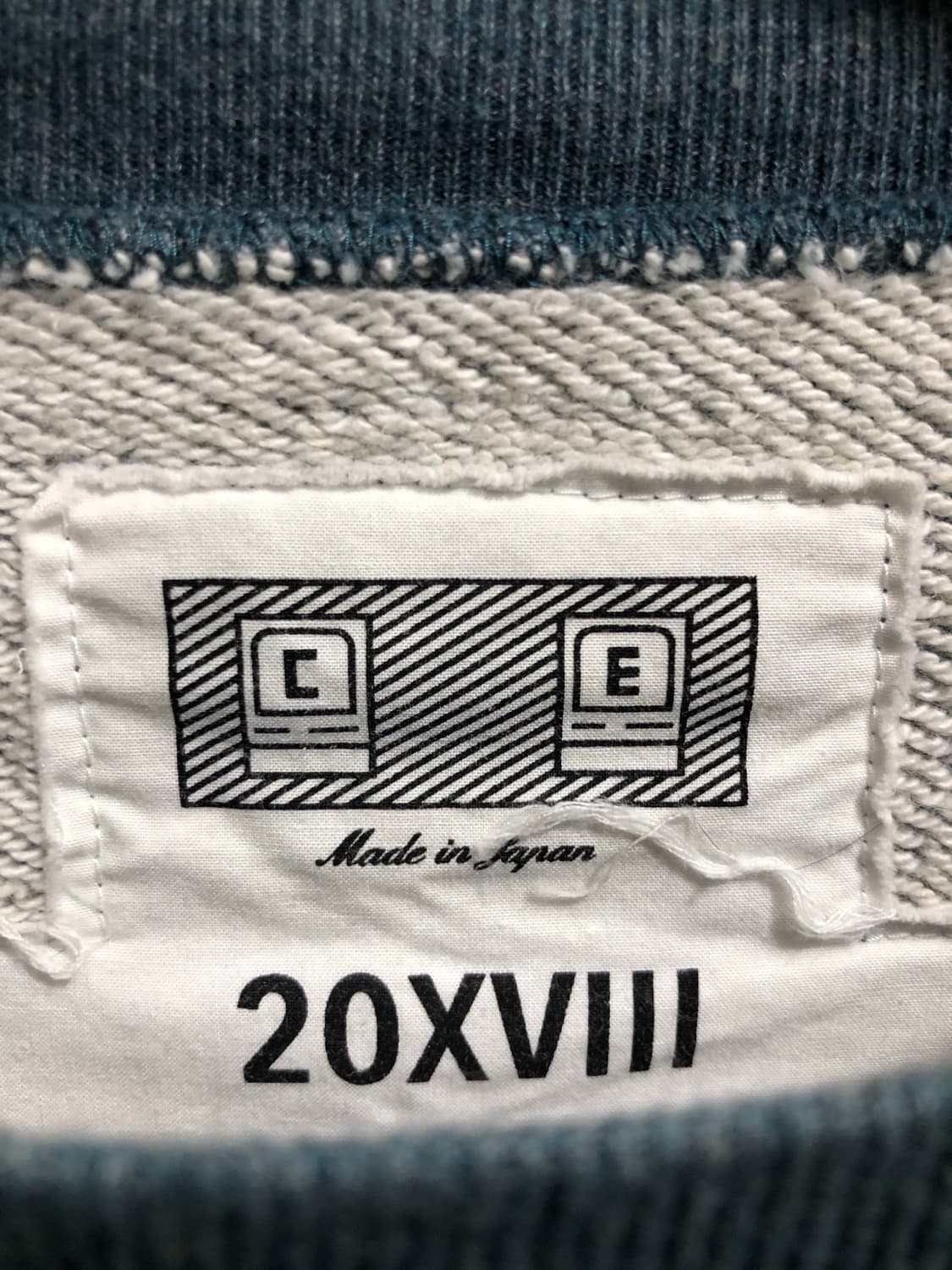 [M] 카브엠트 써클 오브 라이트 크루넥 스웻셔츠 상품이미지5