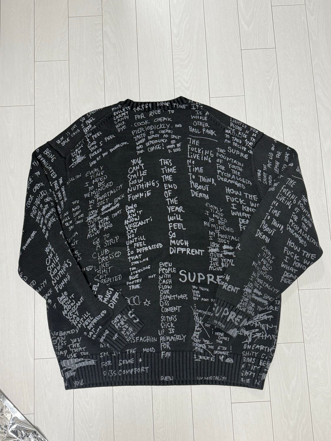 (XL)Supreme Gonz Poems Sweater Black 상품이미지5
