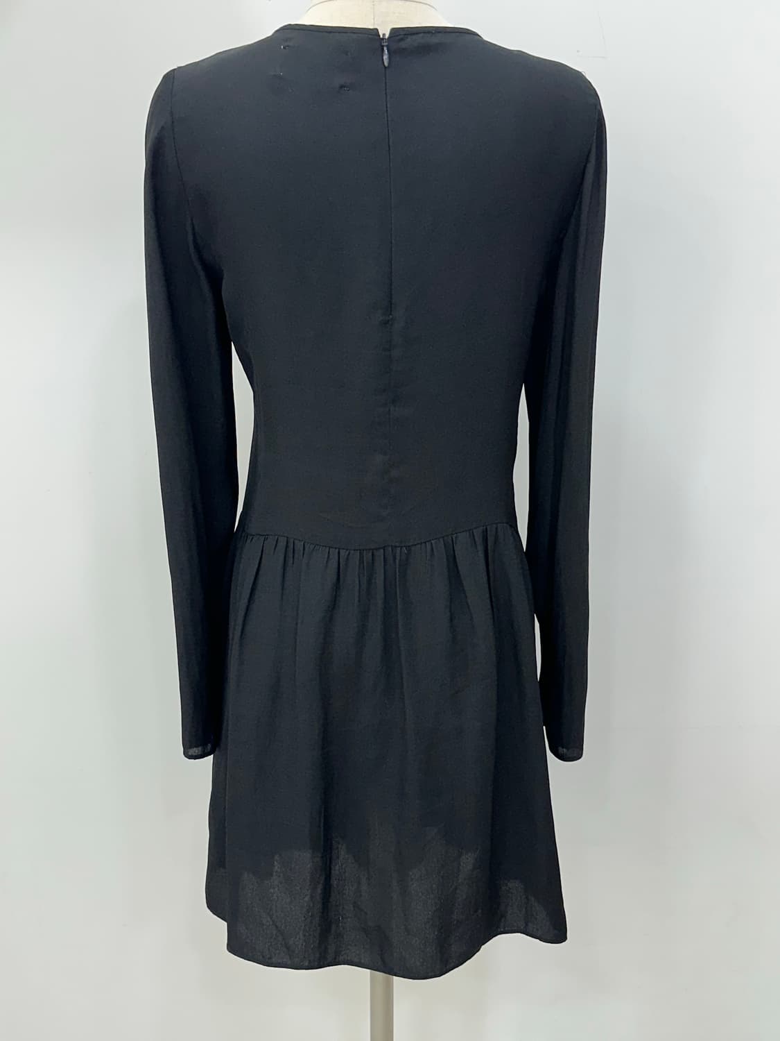 쟈딕앤볼테르 블랙 핀턱 플리츠 원피스 상품이미지3