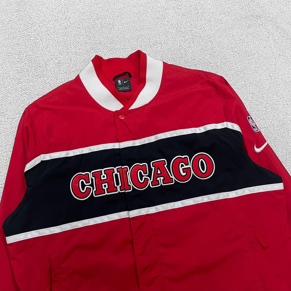 나이키 x NBA 시카고불스 바람막이 자켓 상품이미지2