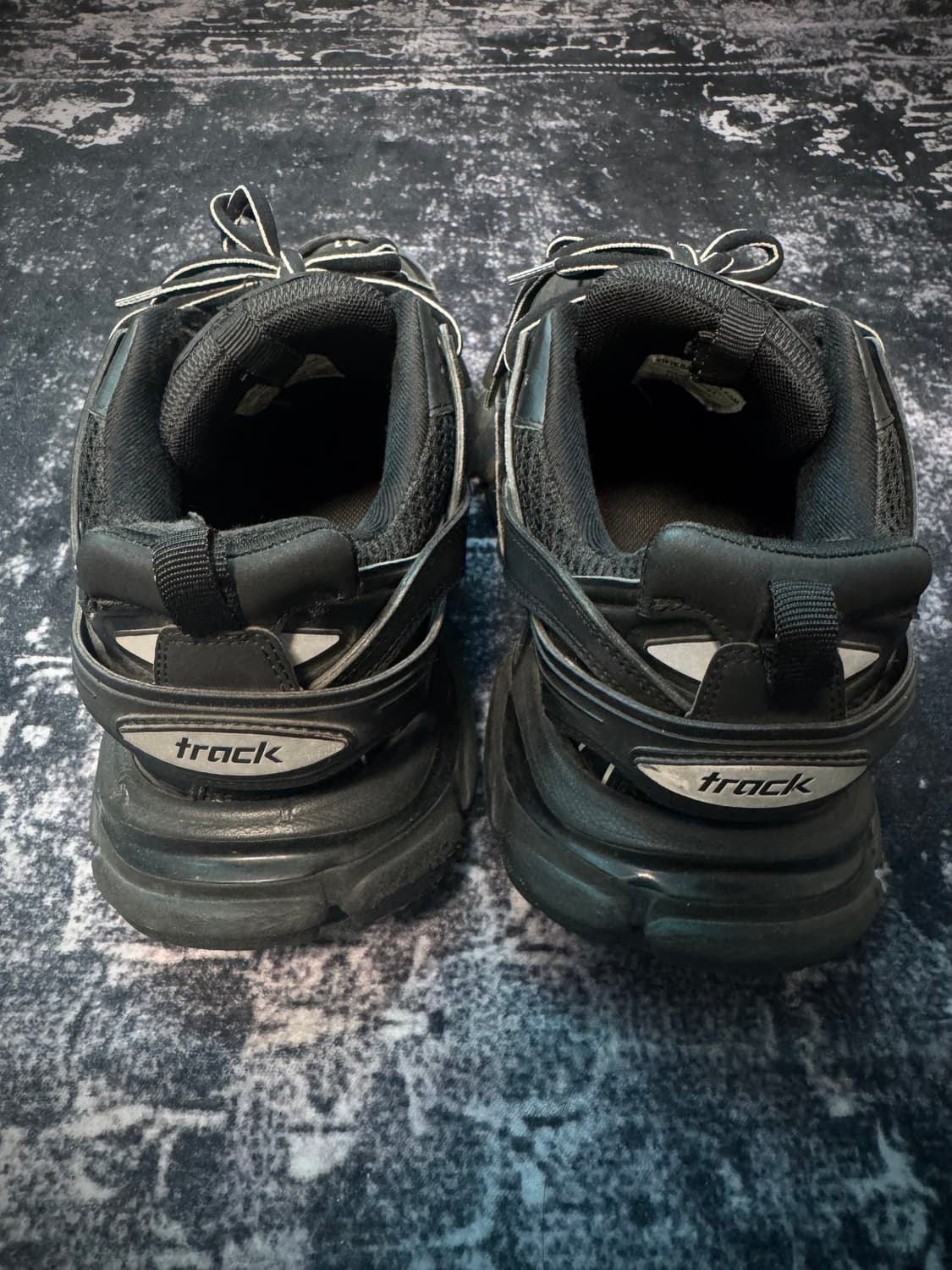 Balenciaga Track Sneakers Black 상품이미지3