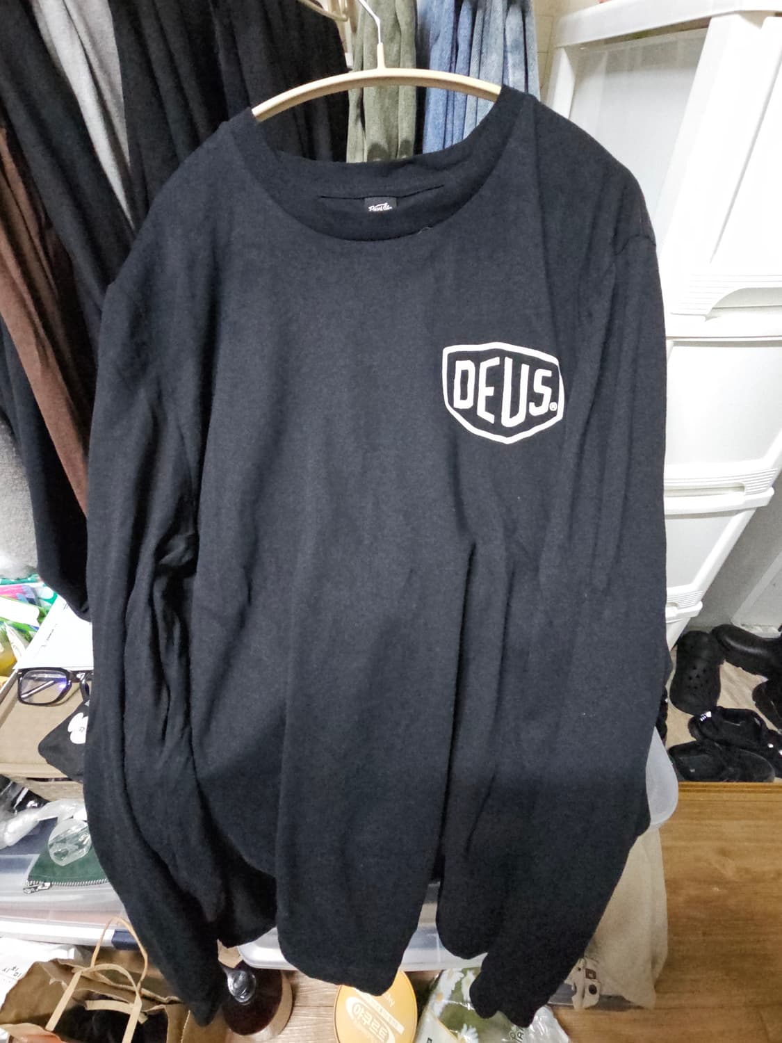 데우스 롱슬리브 상품이미지1