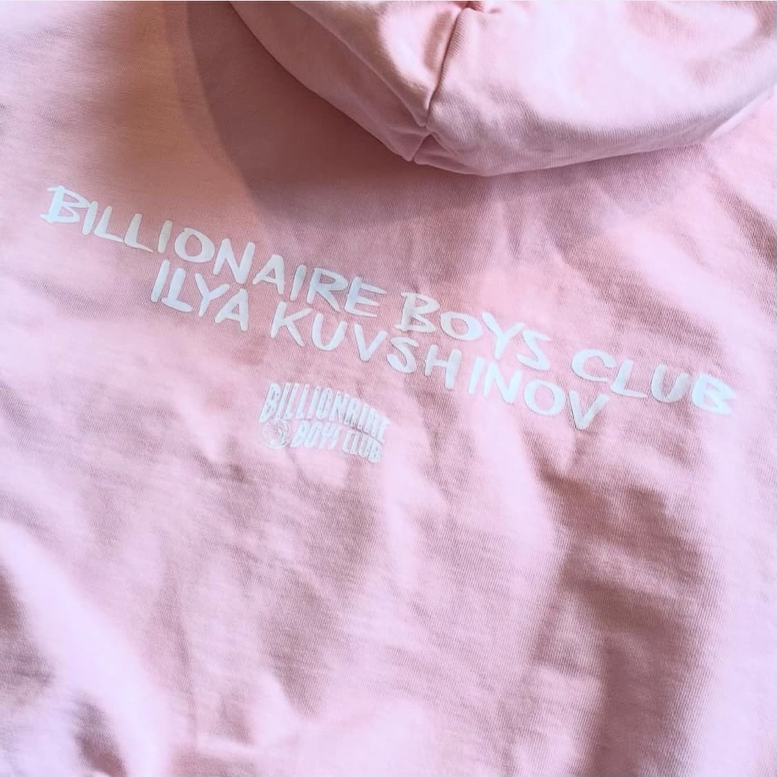 비비씨 x 일리야 구브쉬노프 콜라보 후드스웻 상품이미지6