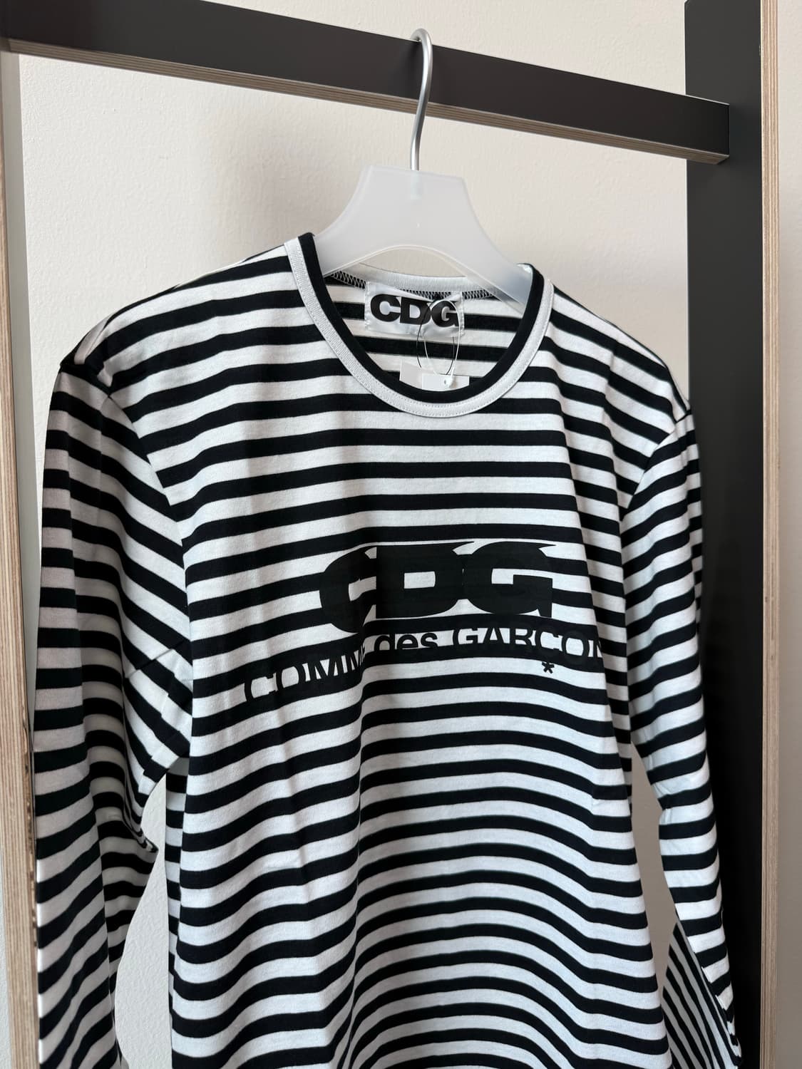 꼼데가르송 CDG 로고 스트라이프 롱슬리브 티셔츠 블랙 상품이미지2