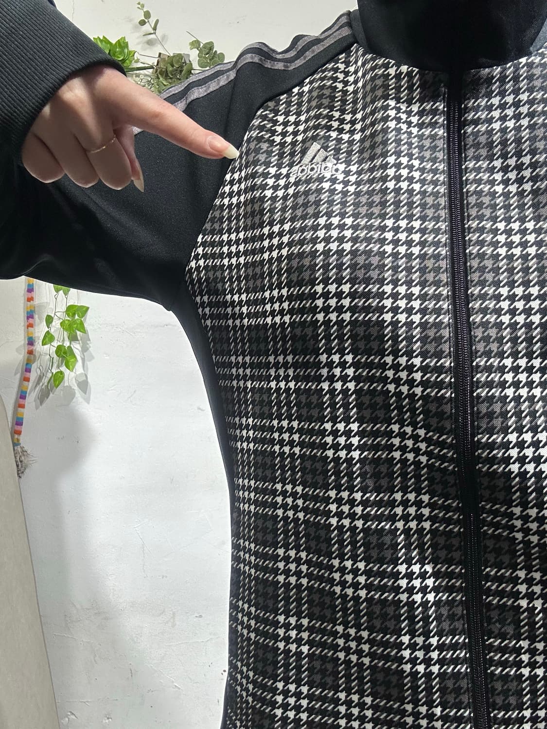 아디다스 블랙 체크 그레이 삼선 트랙탑 져지 M 상품이미지4