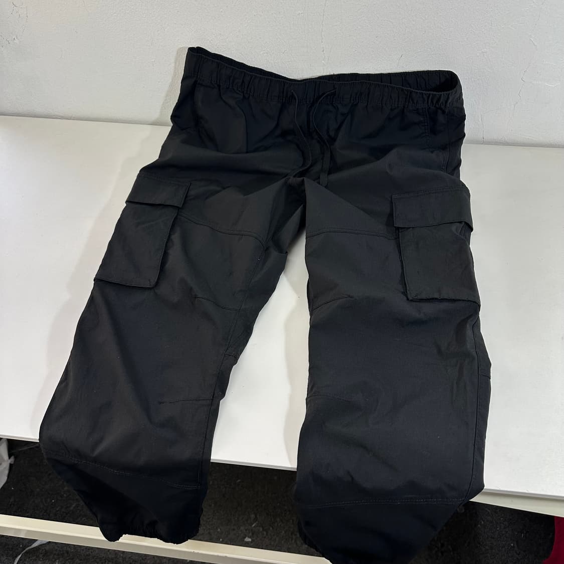 L H&M 흐앤므 블랙 카고 조거팬츠 상품이미지2