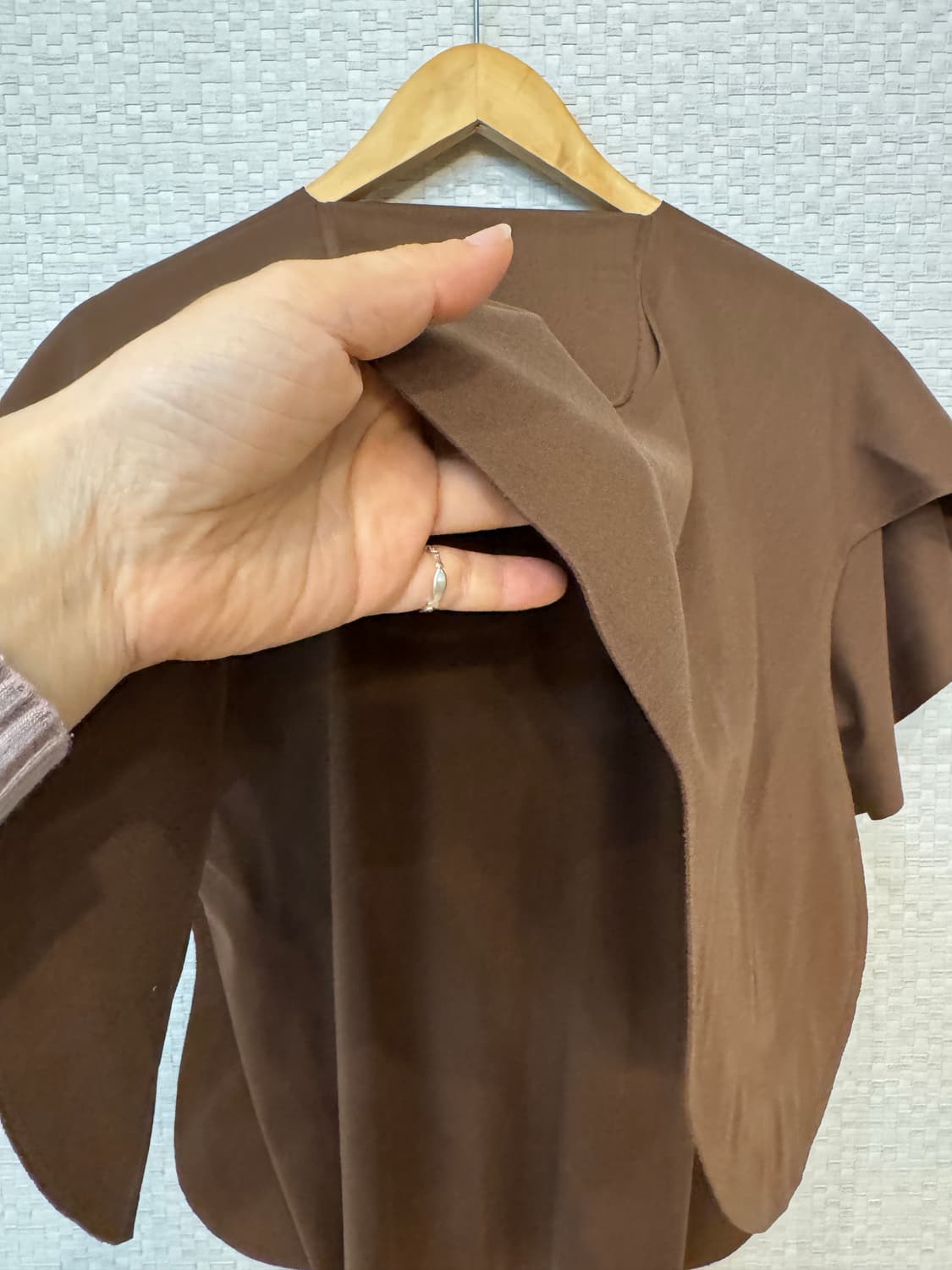 플리츠플리즈 에이폭 로어 반팔탑 상품이미지5