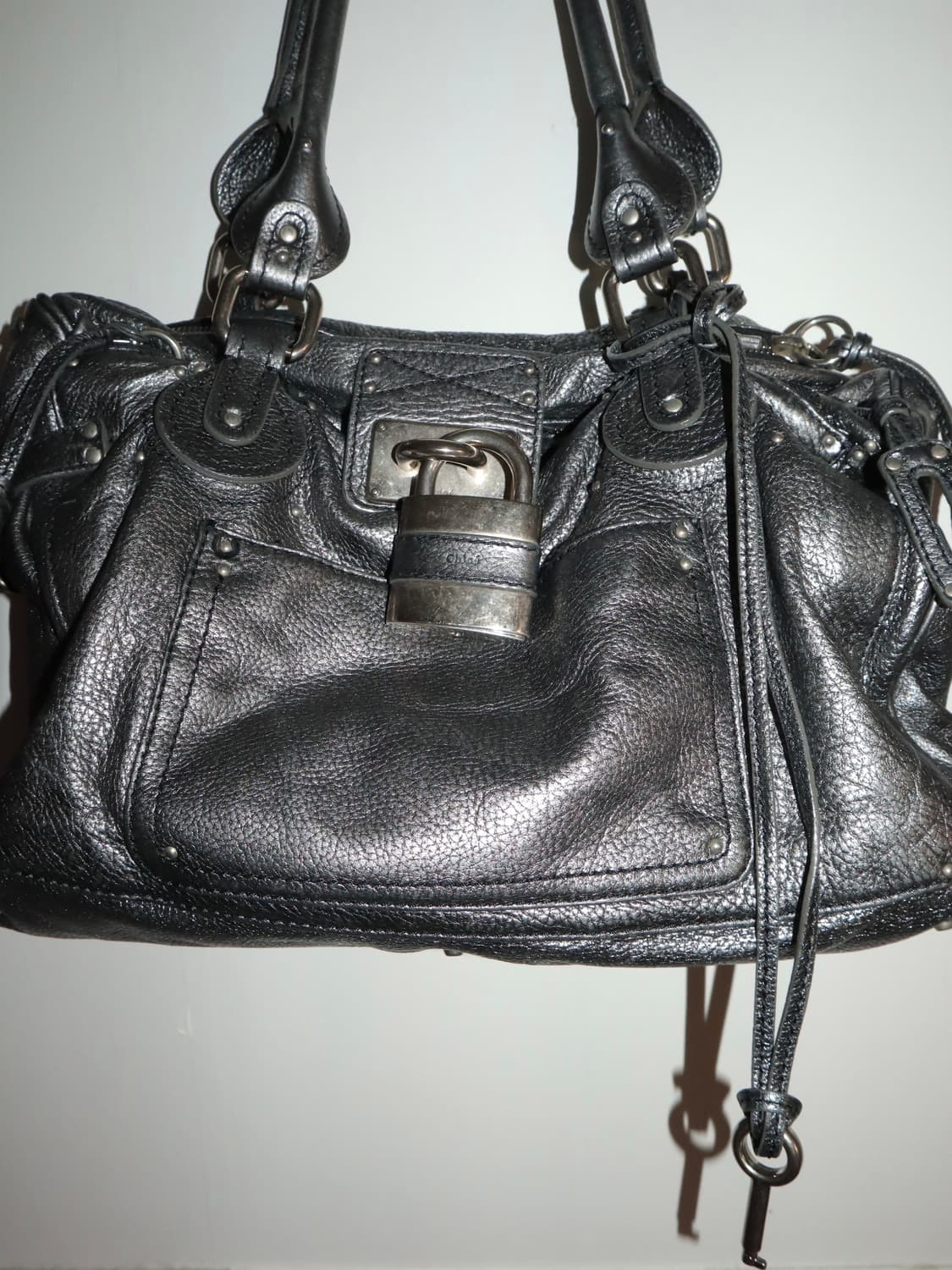 끌로에 00s 패딩턴백 메탈릭 실버 상품이미지2