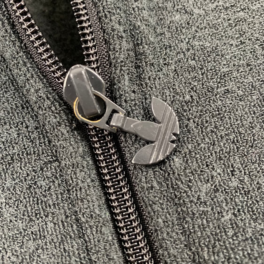 아디다스 트레포일 로고 부클 집업 자켓 블랙  상품이미지4