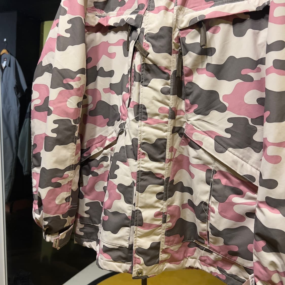 뉴발란스 카모 스키 점퍼 상품이미지3