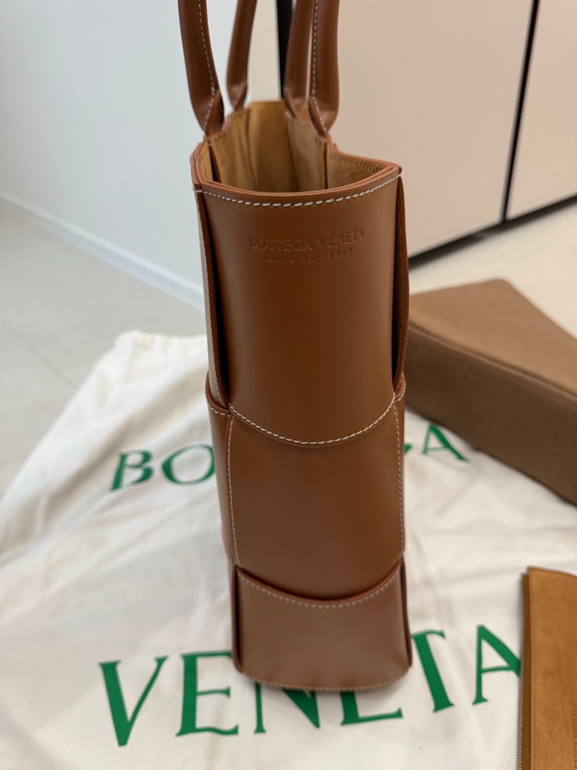 (미사용) 보테가베네타 아르코 토트백 라지 상품이미지6