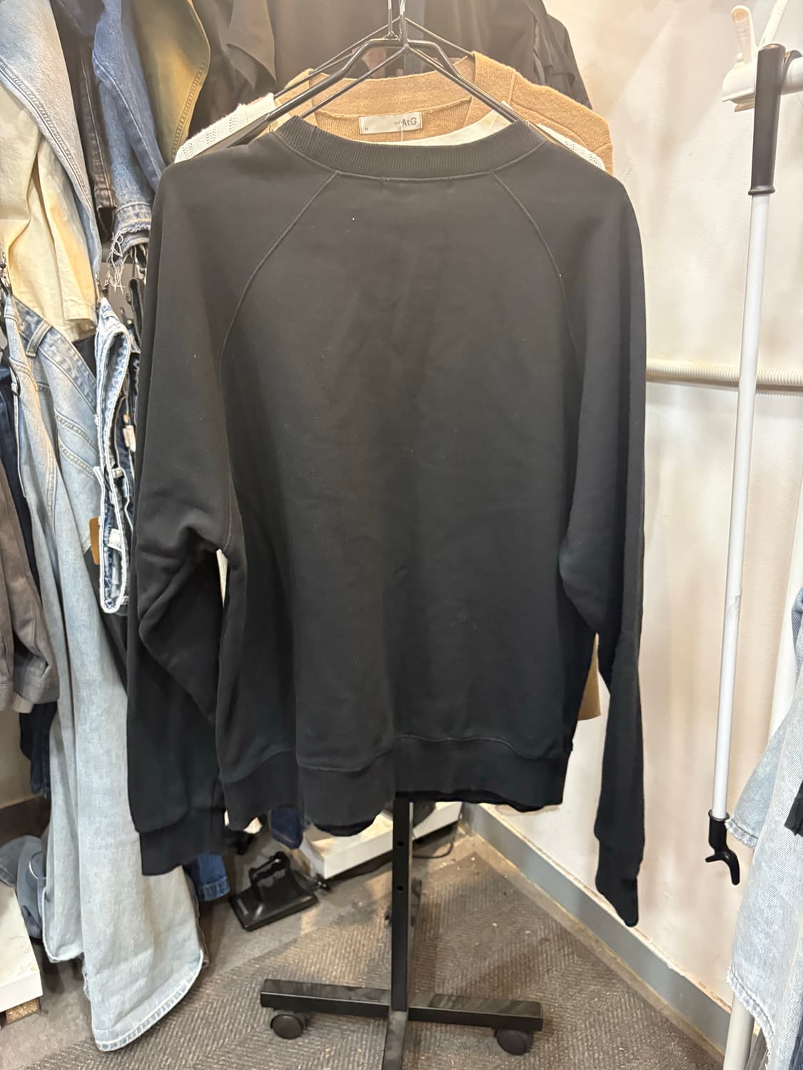 폴로 랄프로렌 검정색 맨투맨 L 상품이미지4