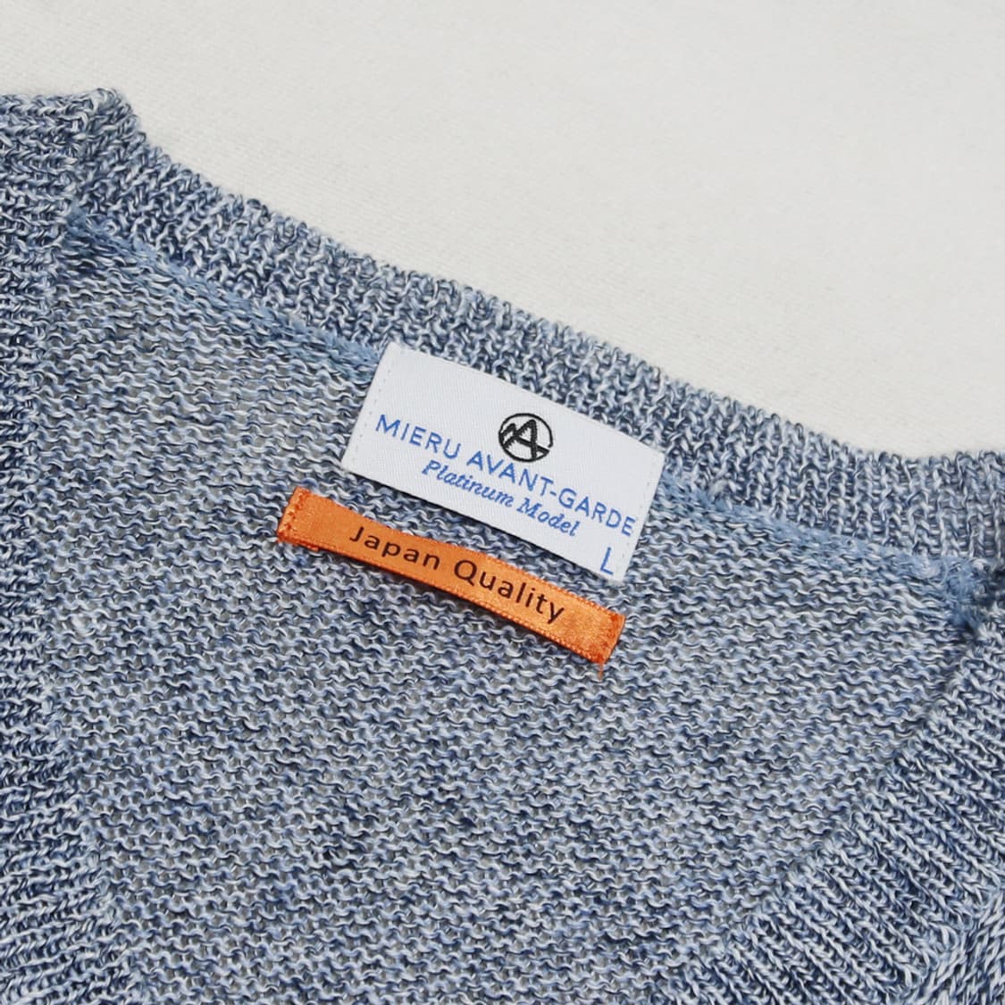 (착용컷) MIERU 썸머 브이넥 니트 (남성용 100) 상품이미지5
