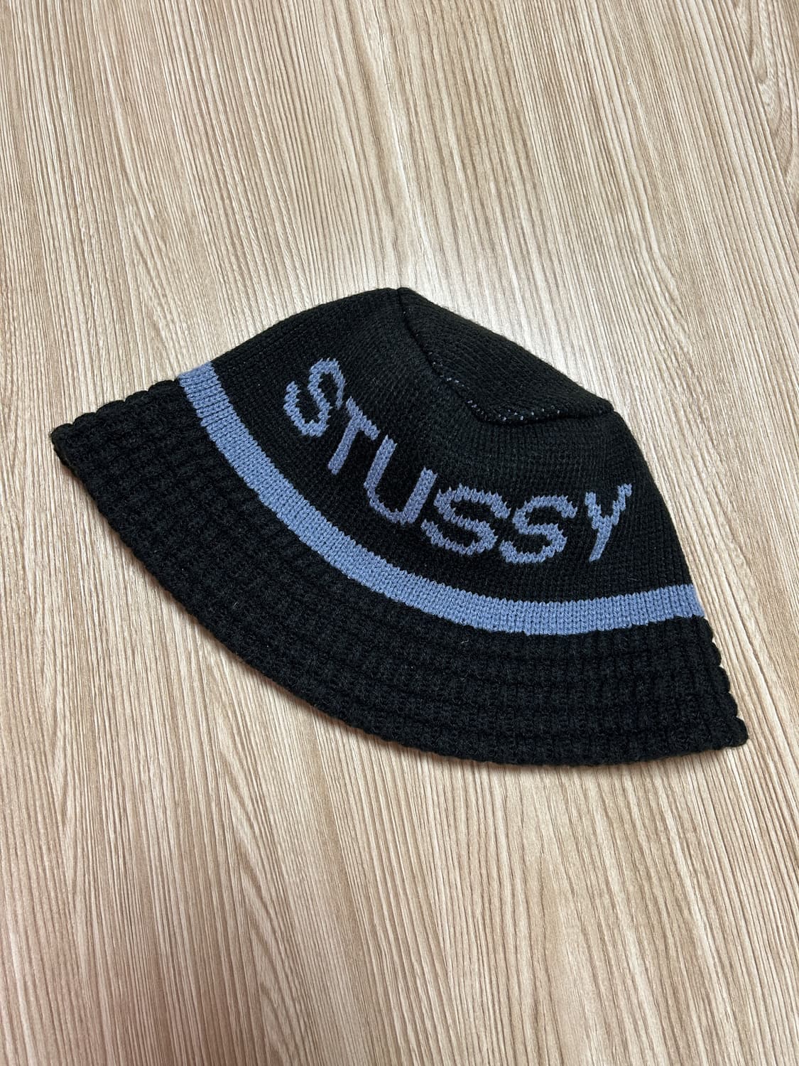 스투시 자카드 니트 버킷햇 상품이미지1