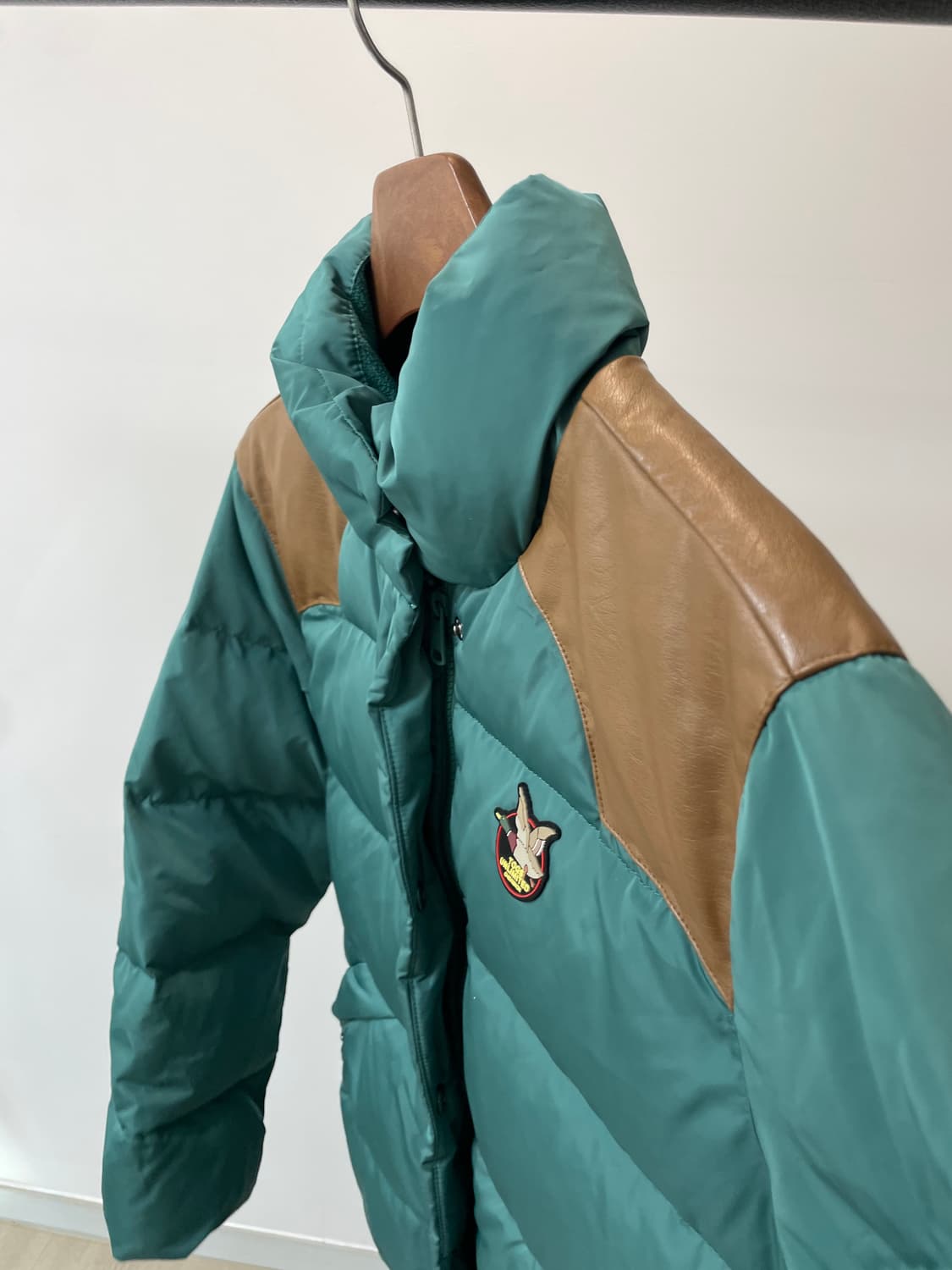 (100) 쉐비뇽 배색 덕다운 패딩 자켓 상품이미지2