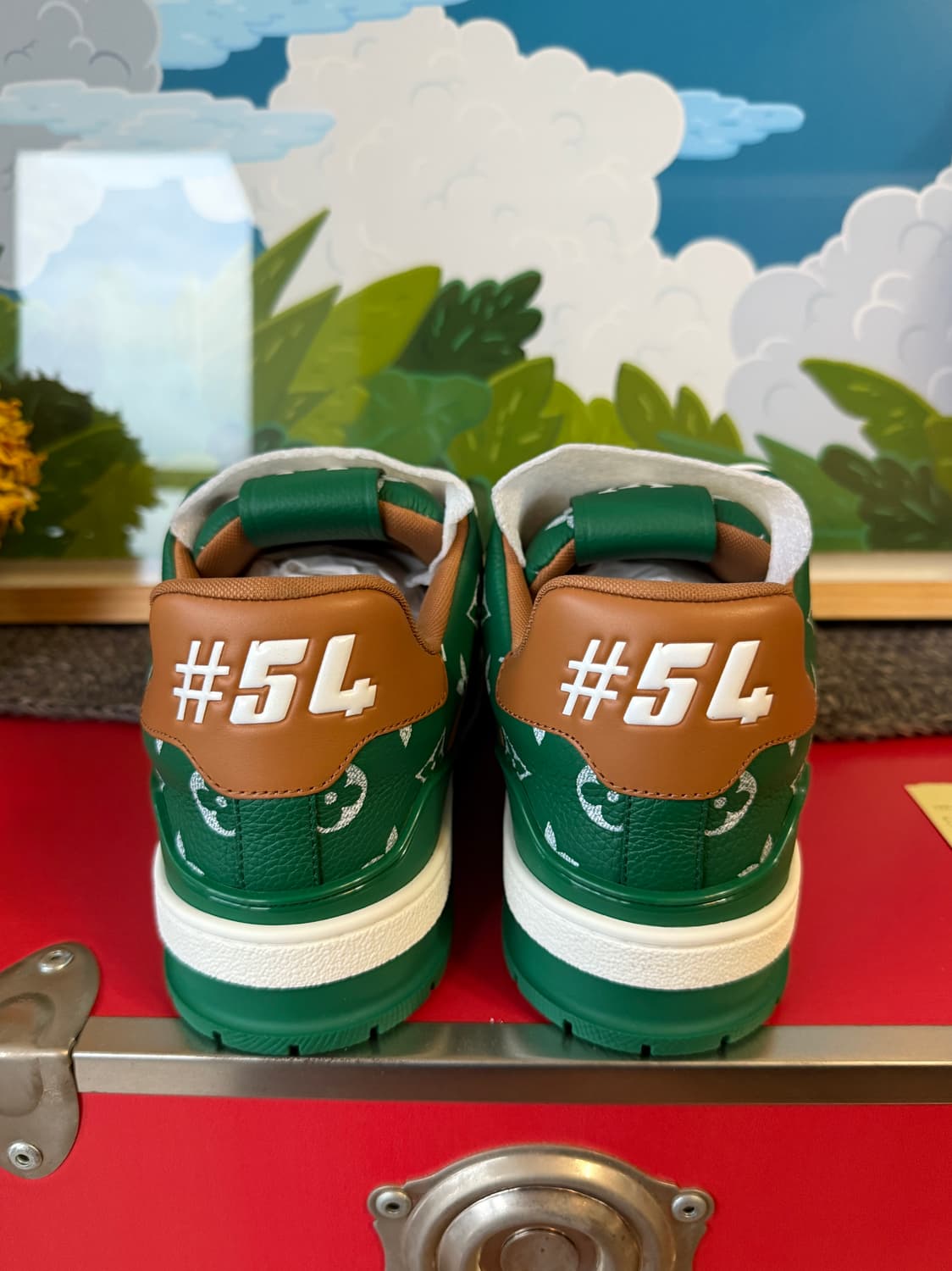 루이비통 P9 스니커즈 그린 UK8.5 상품이미지2