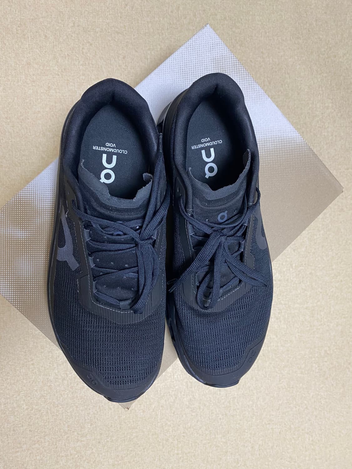 온 클라우드몬스터 보이드 블랙 265mm 상품이미지2