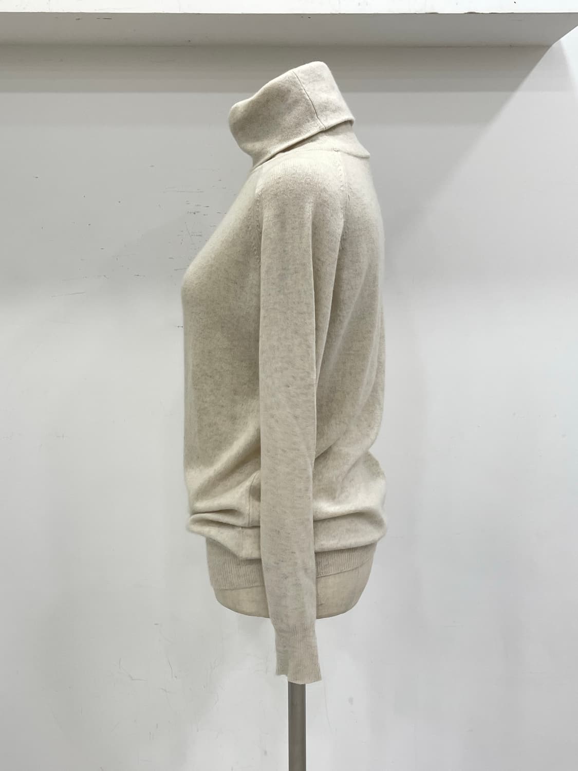 조셉 (joseph) 캐시미어 폴라 니트 상품이미지3