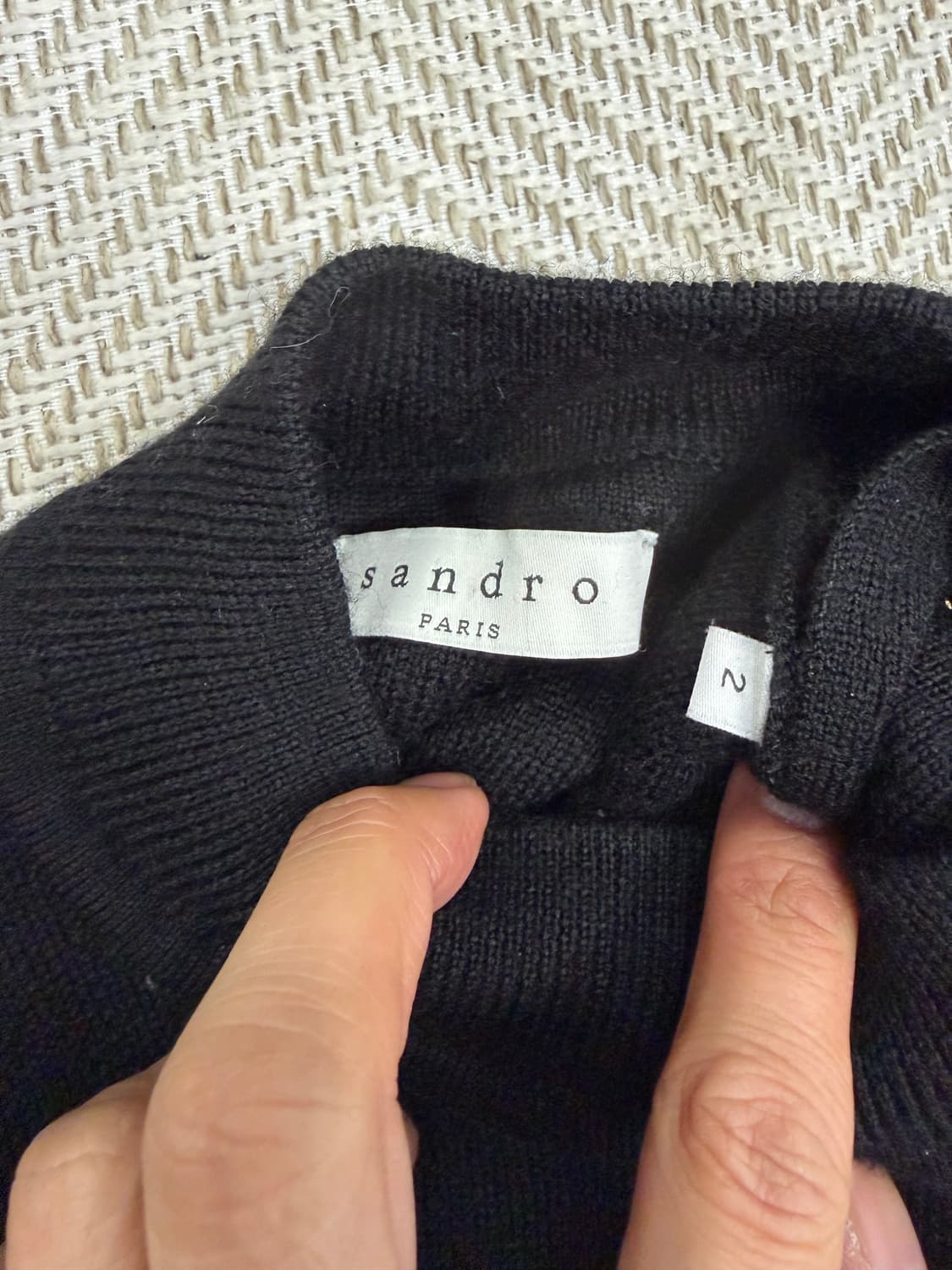 정품) 산드로 여성 블랙 화이트 스트라이프 니트 2 상품이미지6