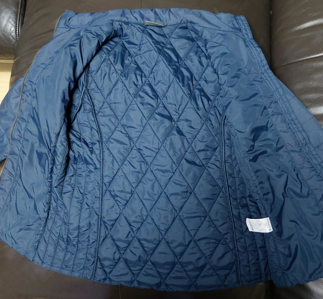 머렐 여성 퀼팅 경량 패딩자켓(M)

 상품이미지4