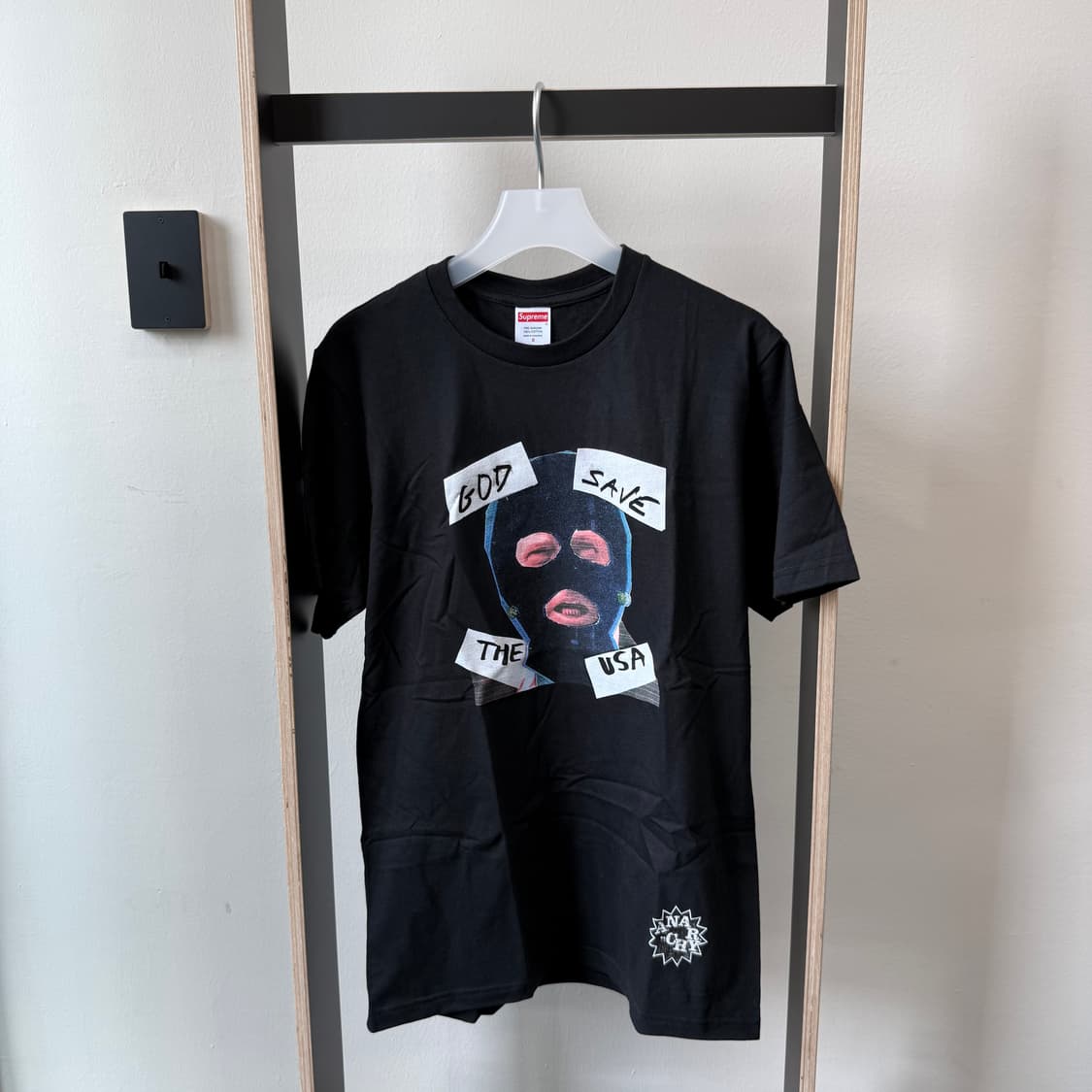 슈프림 갓 세이브 어스 반팔 티셔츠 2컬러 상품이미지4