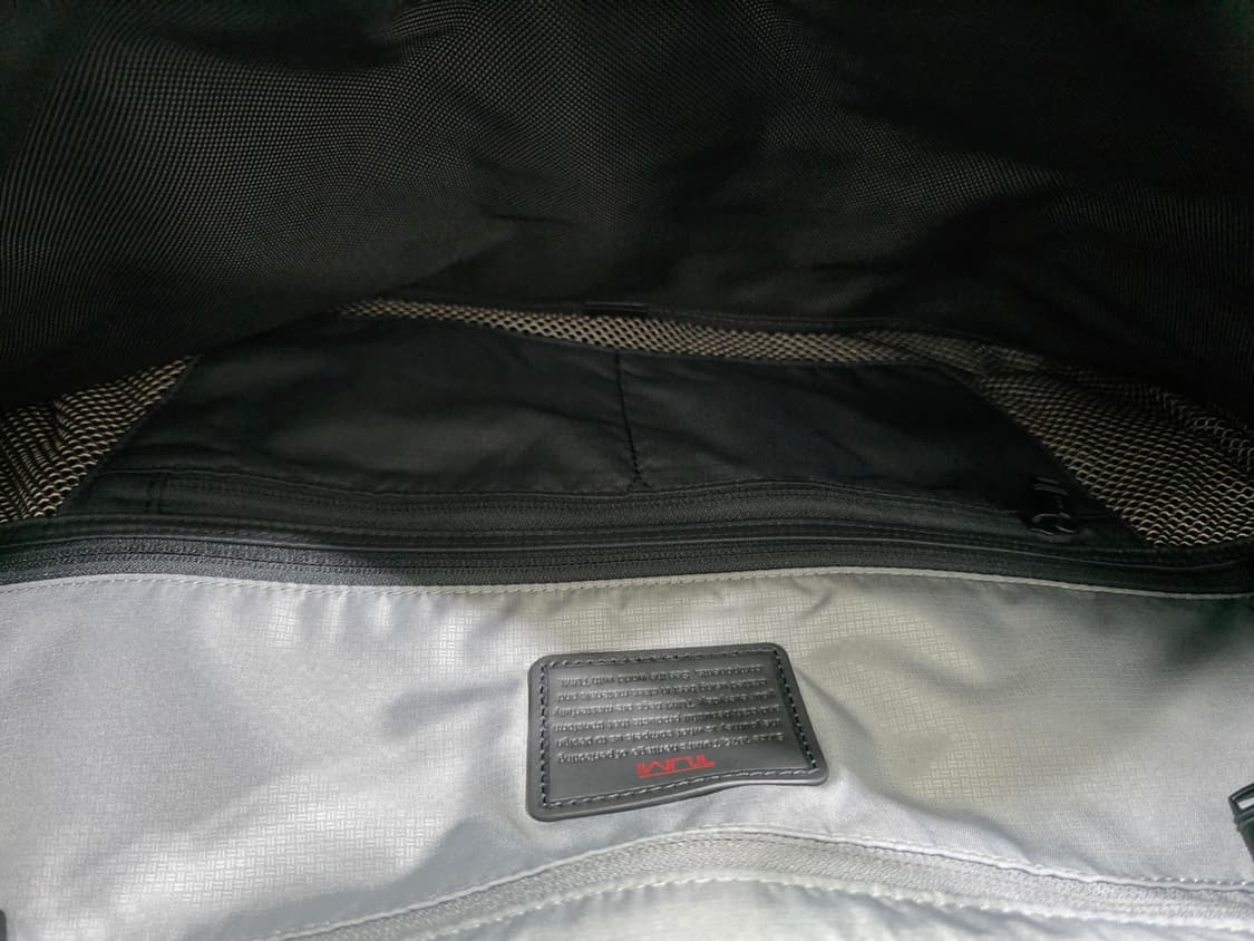 투미 알파3 가먼트 트라이 폴드 캐리온 백 수트케이스 출장 가방 블랙
 상품이미지9